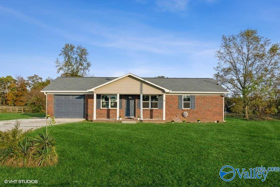 Eva, AL 35621,99 Frost Road