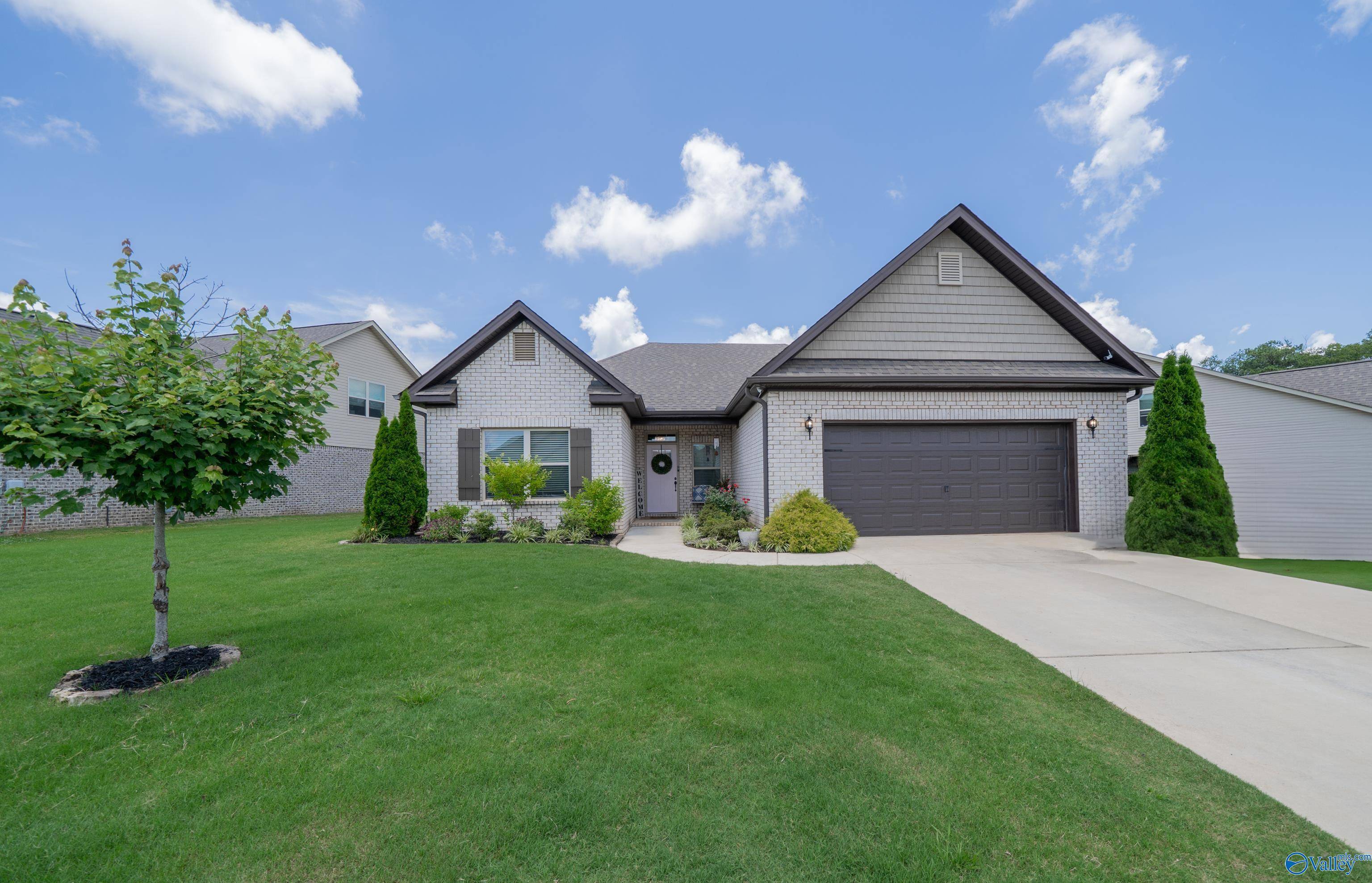 New Market, AL 35761,113 Edmund Circle