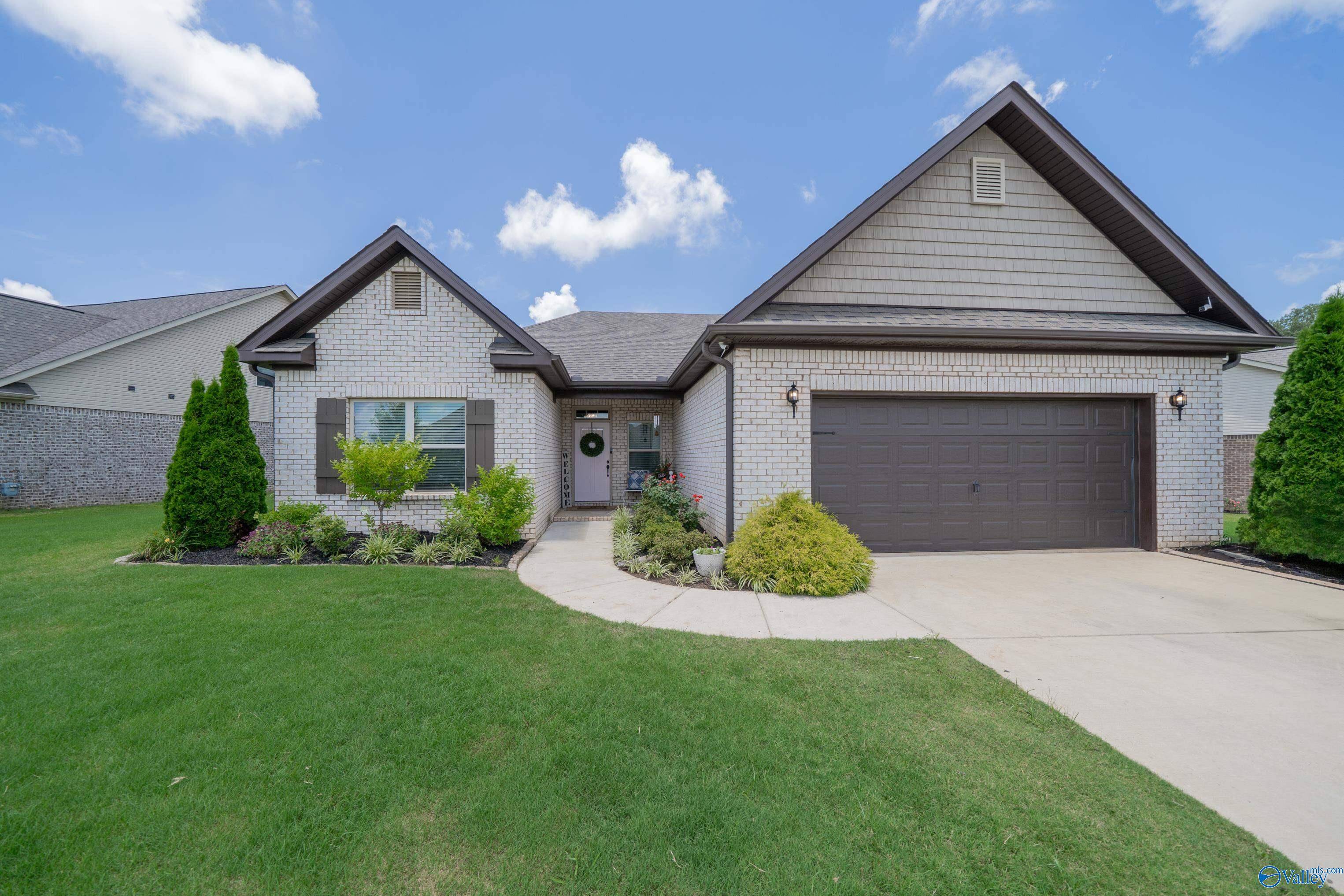 New Market, AL 35761,113 Edmund Circle