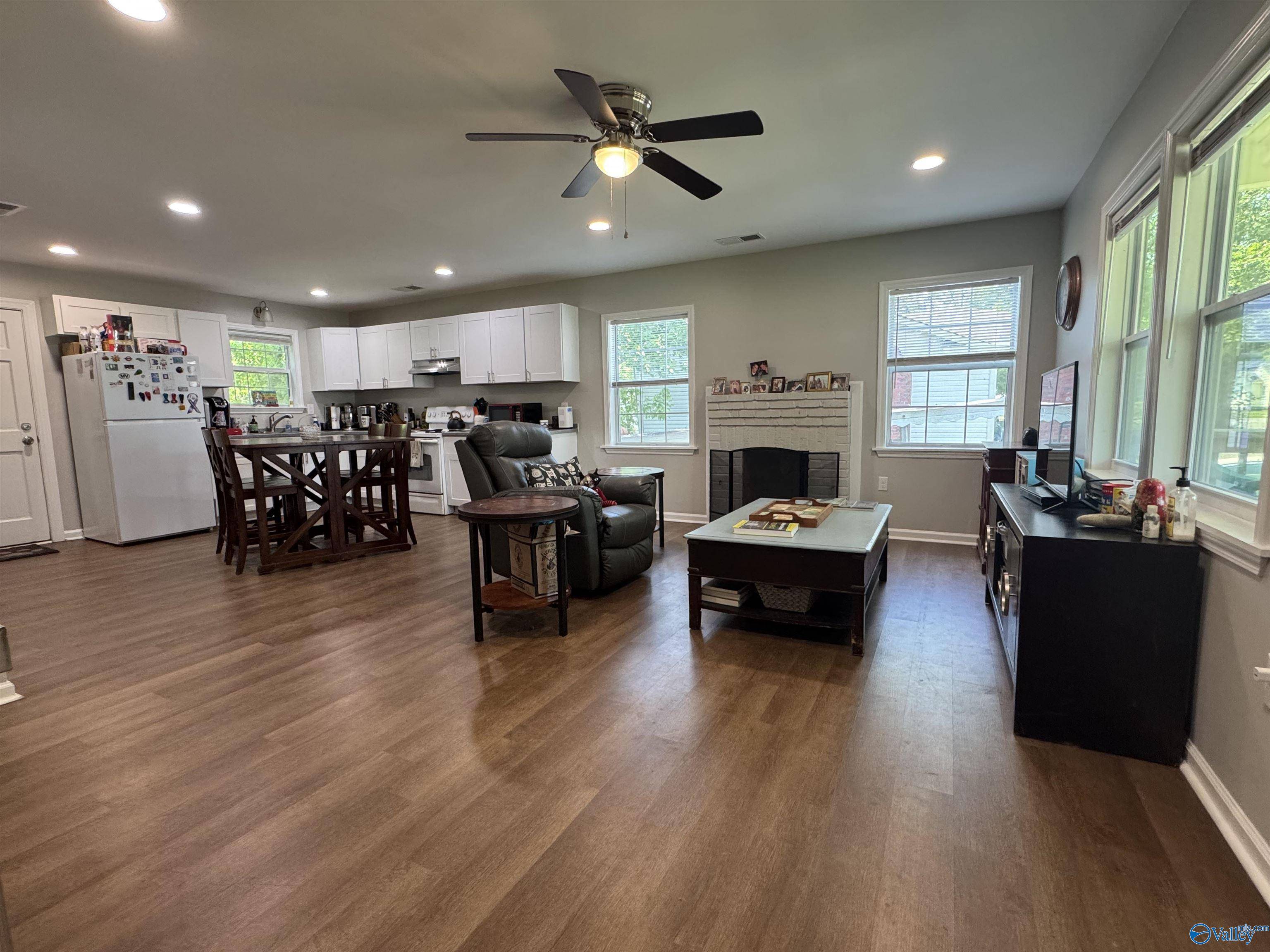 Gadsden, AL 35903,317 N 15th Street