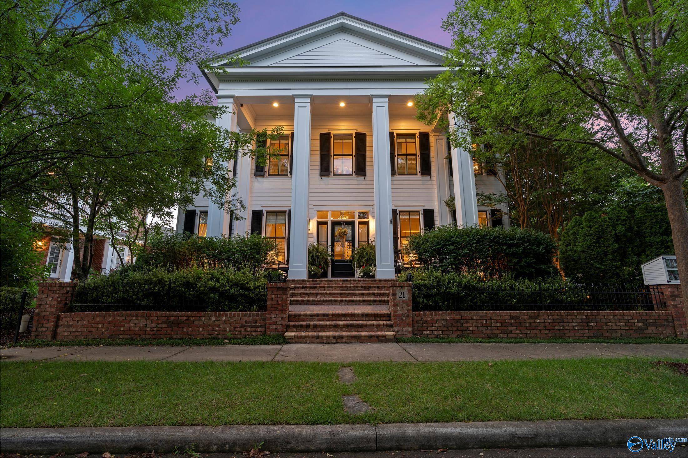 Huntsville, AL 35806,21 Braxton Street NW