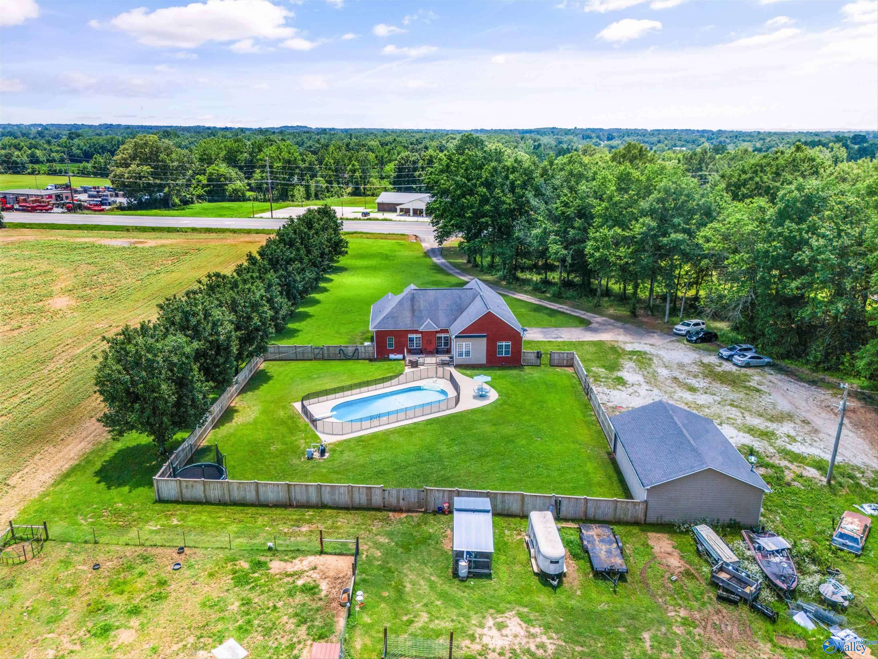 Athens, AL 35611,13895 US Highway 72 W