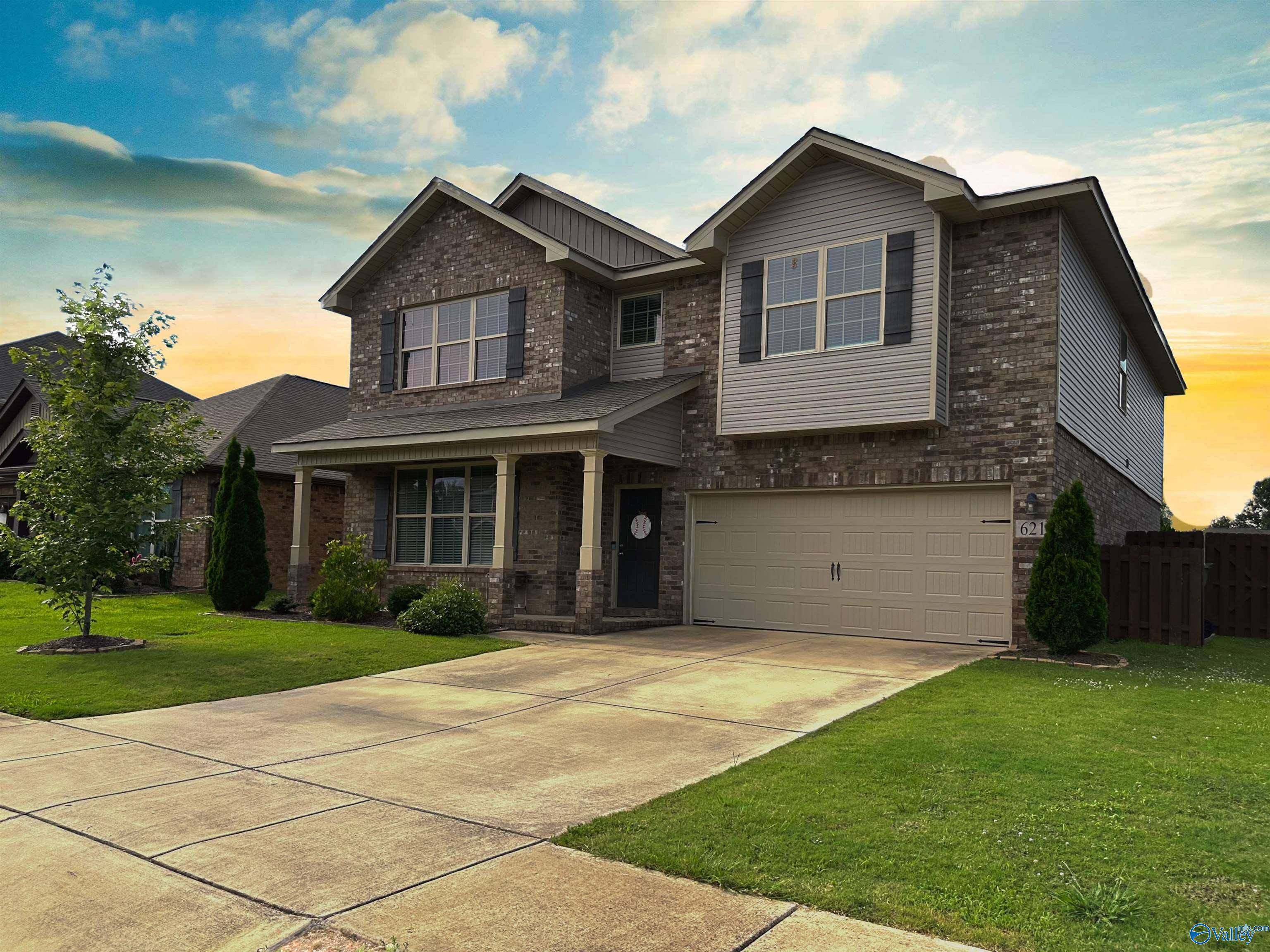 Hartselle, AL 35640,621 Magnolia Place SW