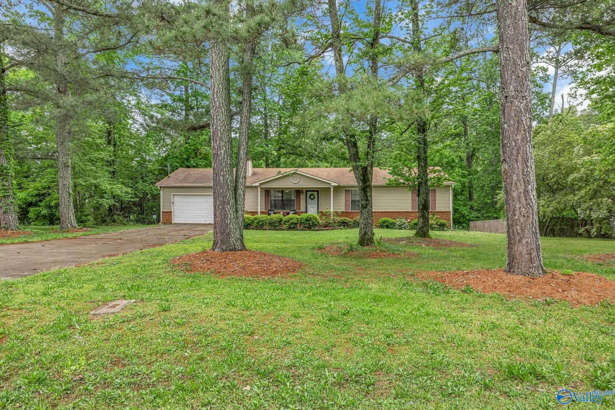 Harvest, AL 35749,117 Water Oak  Court