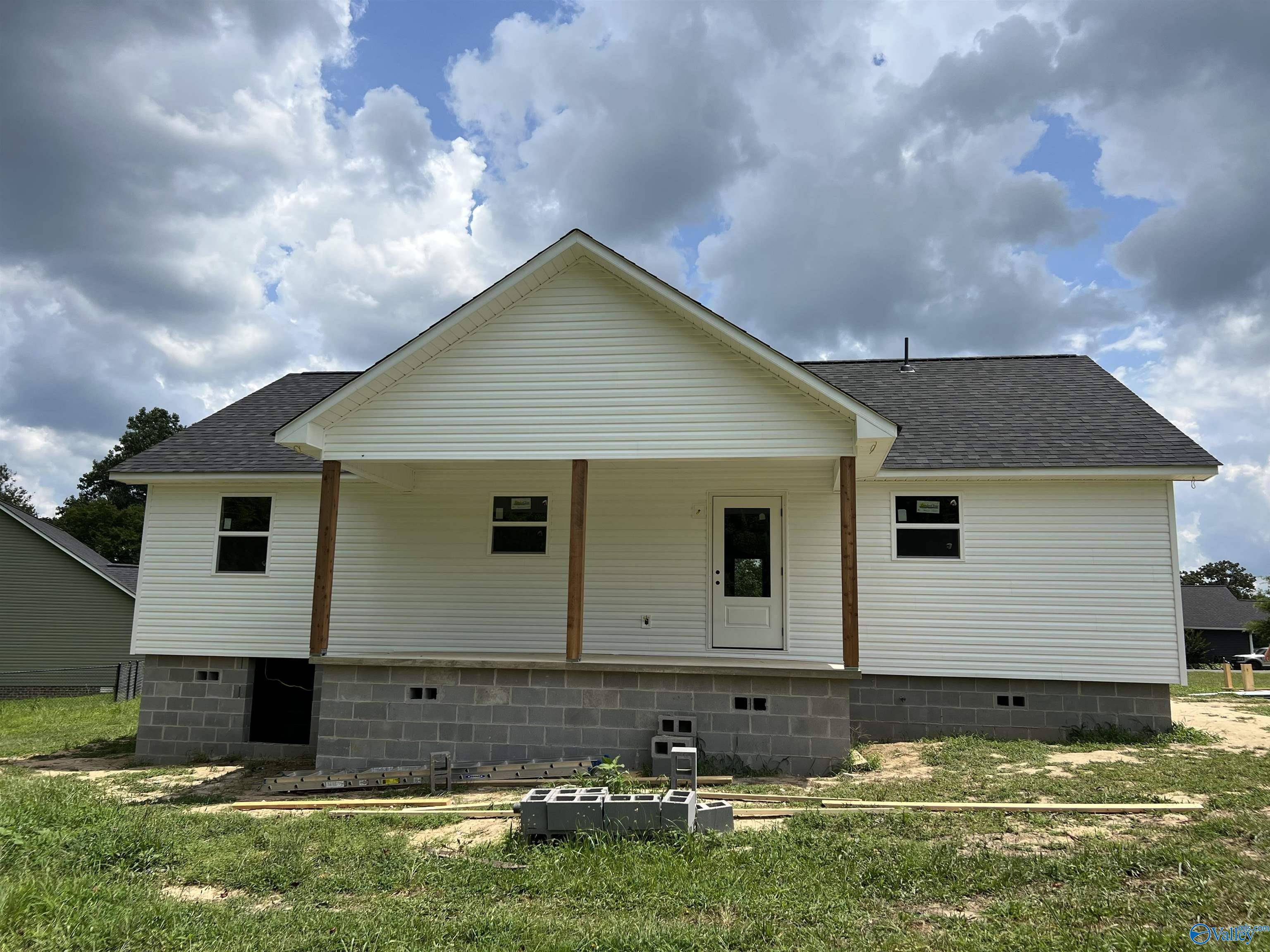Rainsville, AL 35986,50 Wells Street