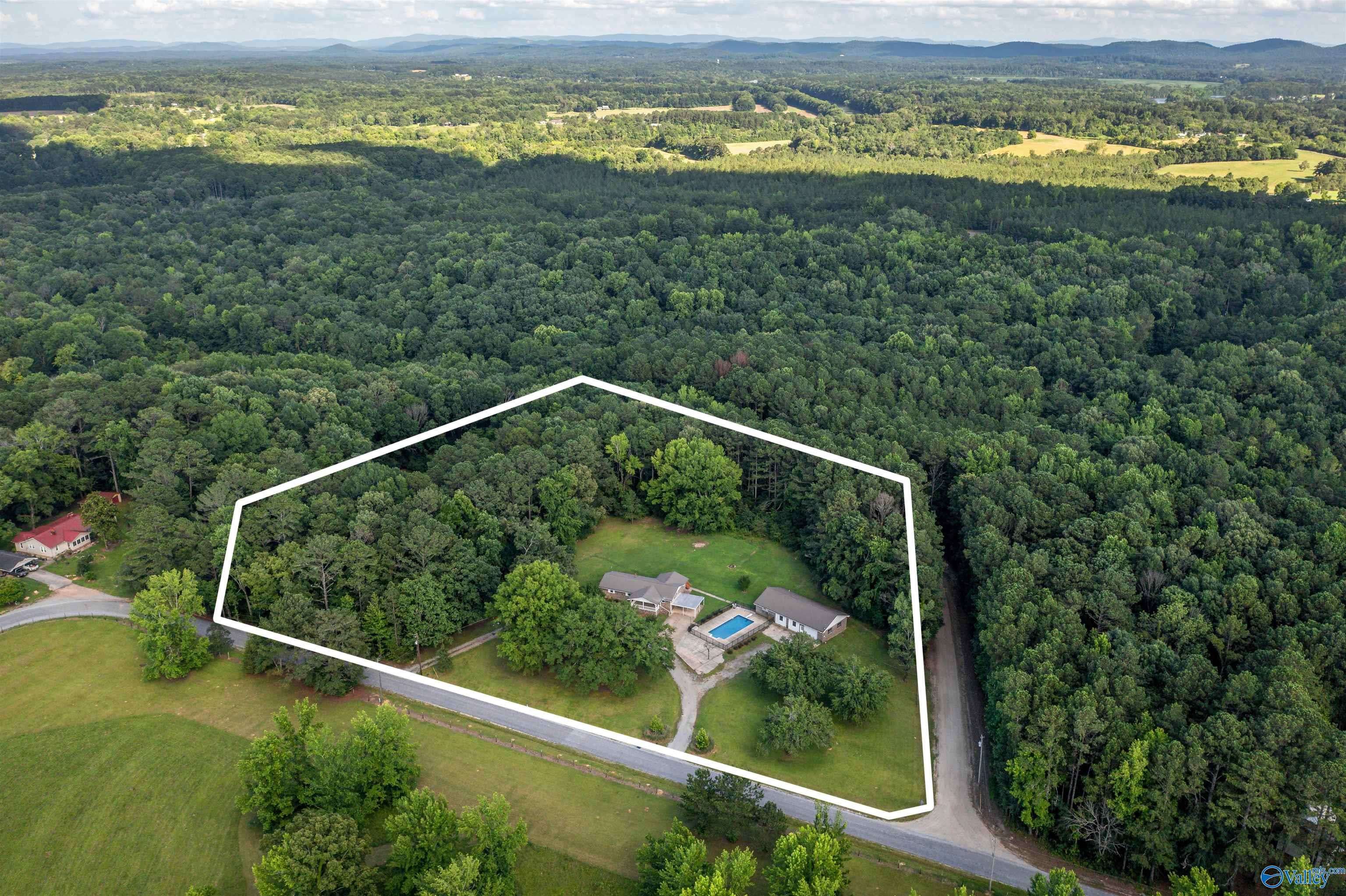 Gadsden, AL 35901,880 Rolling Hills Road