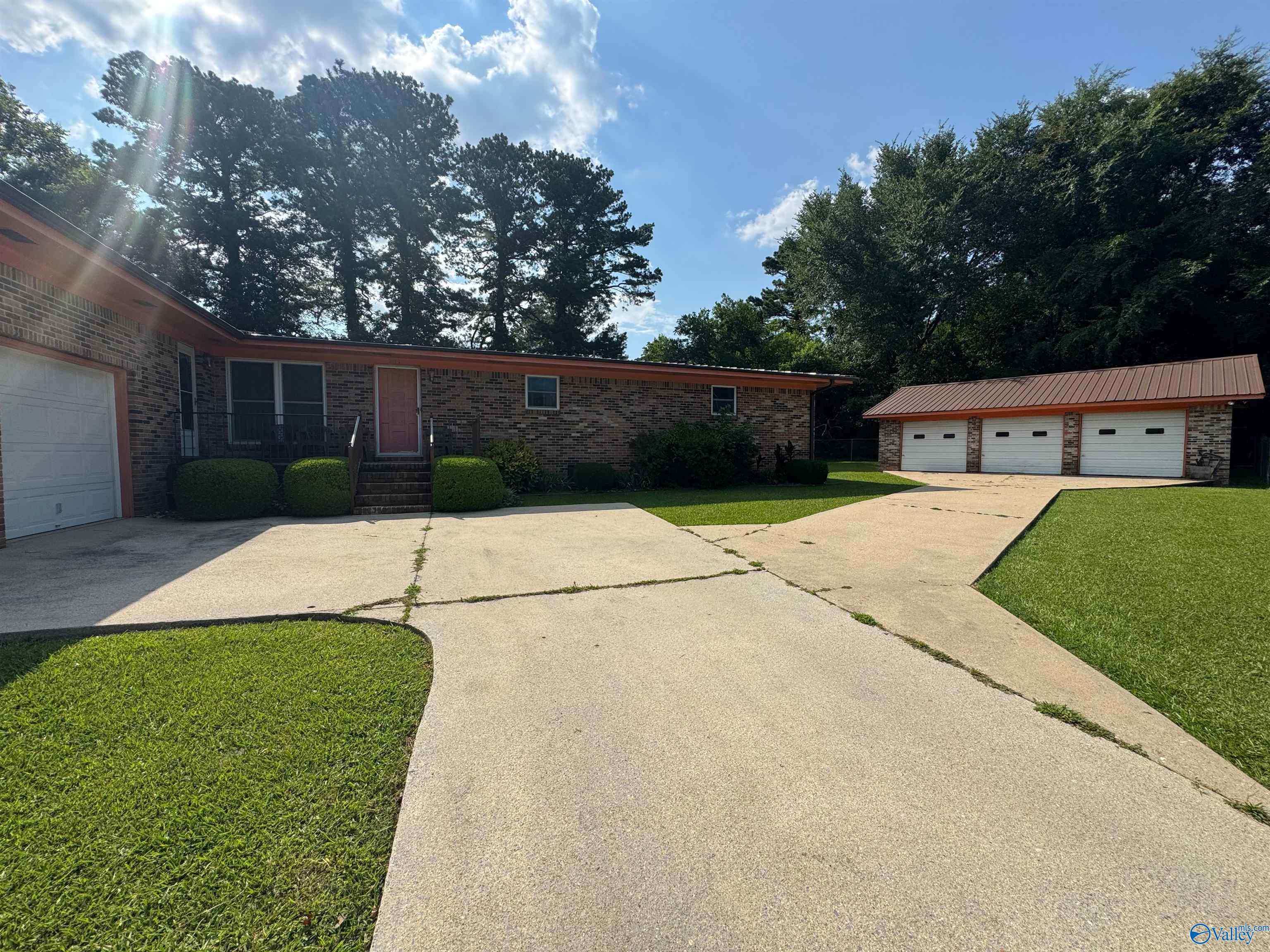 Gadsden, AL 35903,201 Tuskegee Circle