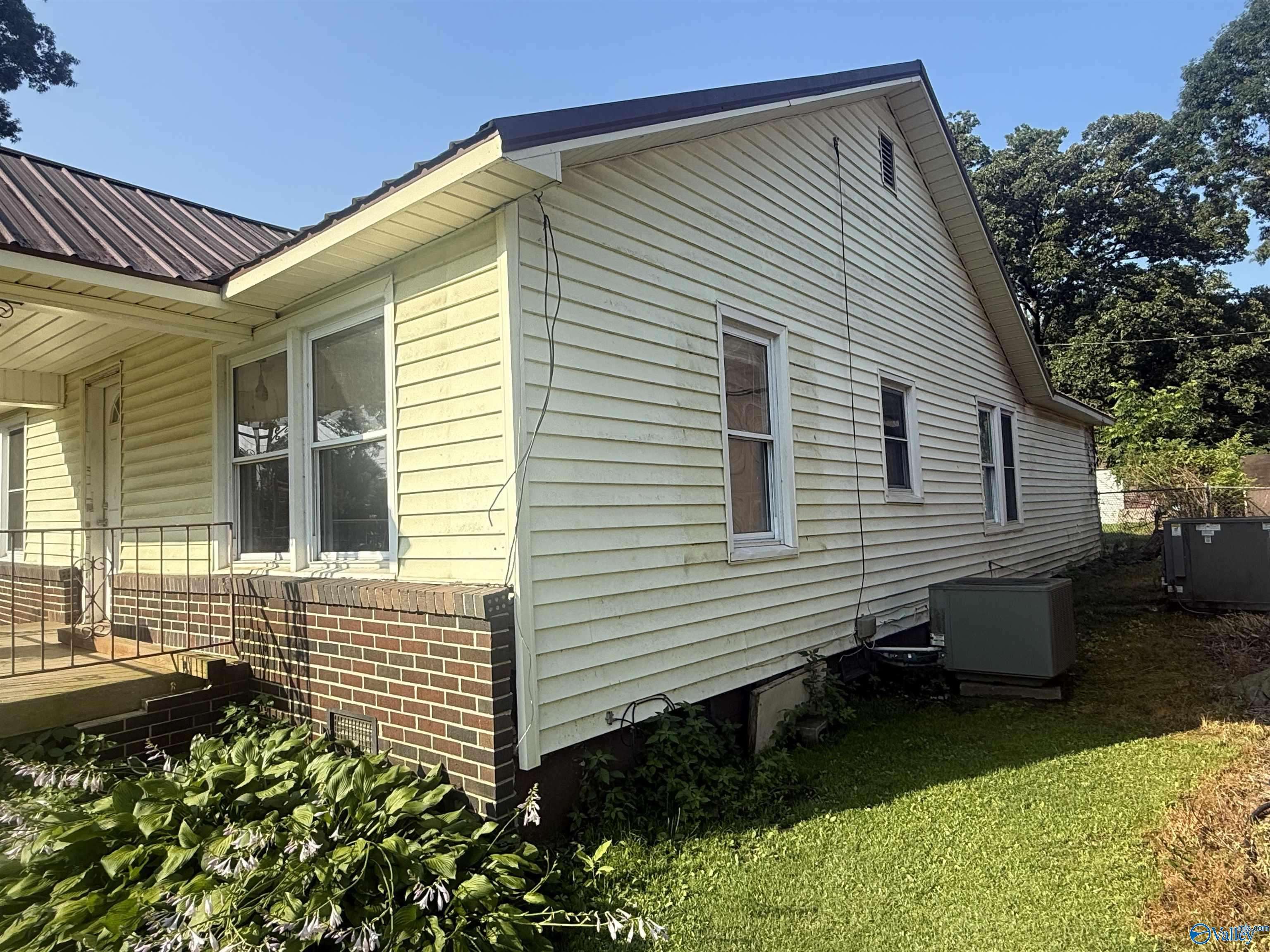 Attalla, AL 35954,512 8th Avenue SW