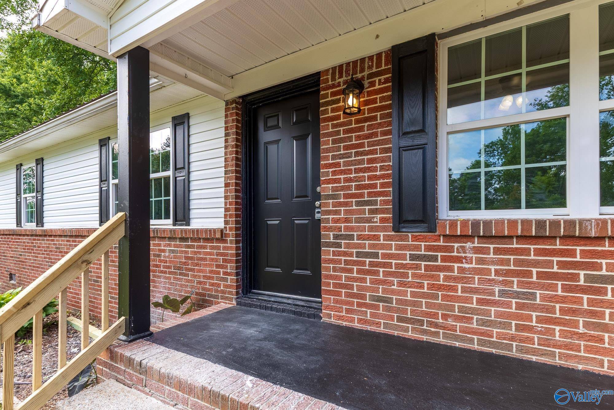 Athens, AL 35614,21125 Myrtlewood Drive