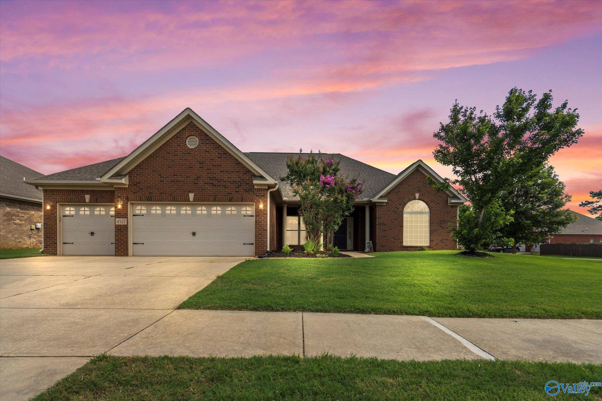 Owens Cross Roads, AL 35763,4527 Blairmont Drive SE