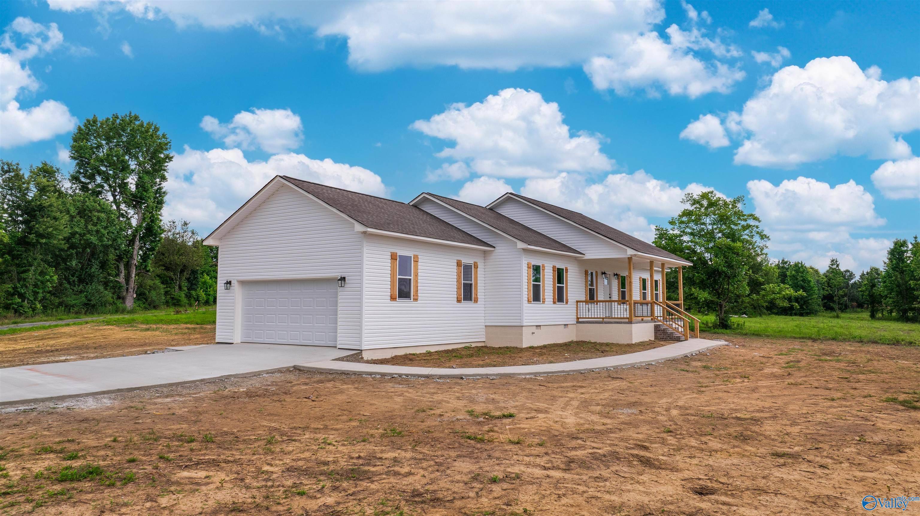 Fort Payne, AL 35968,259 County Road 677