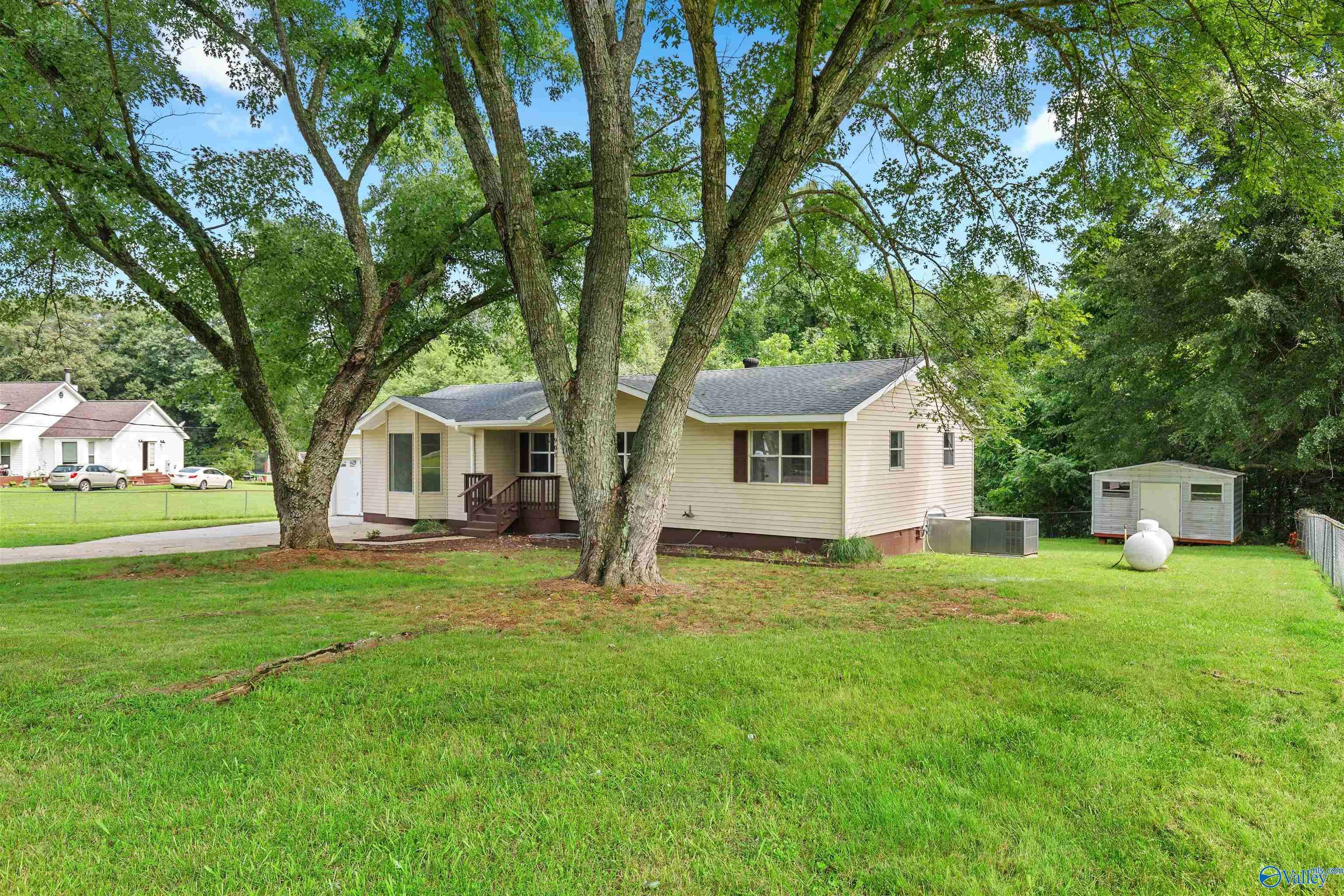 Huntsville, AL 35811,903 Wess Taylor Road