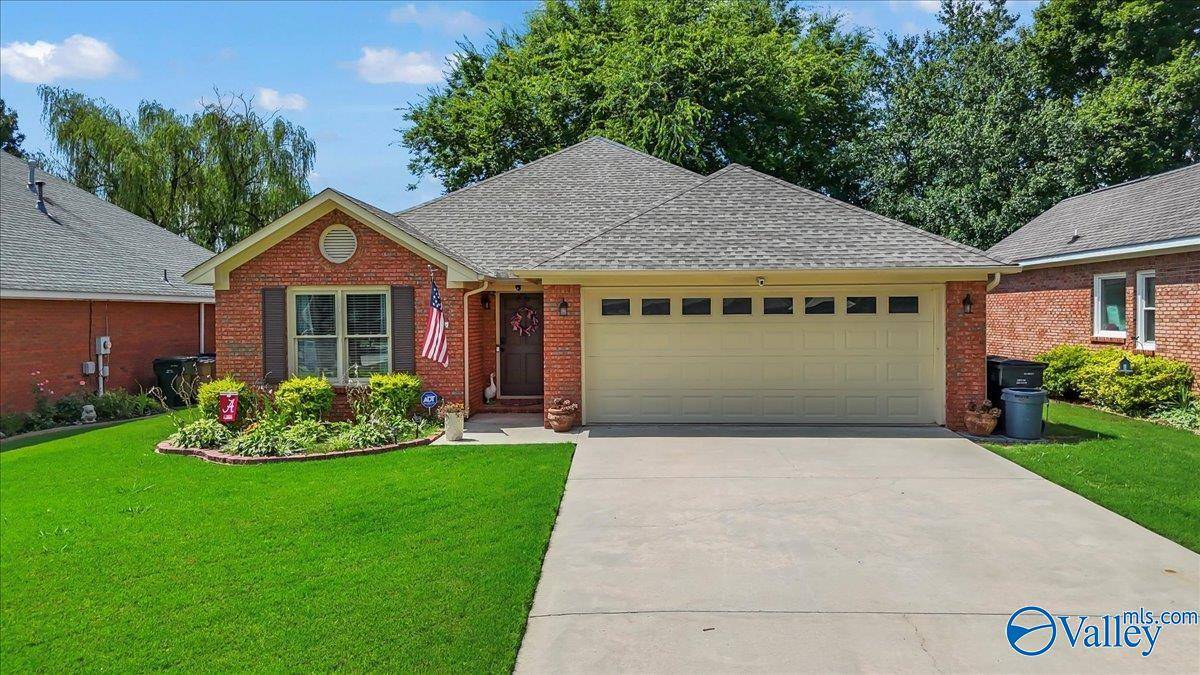 Decatur, AL 35603,1627 Stone River Place SW