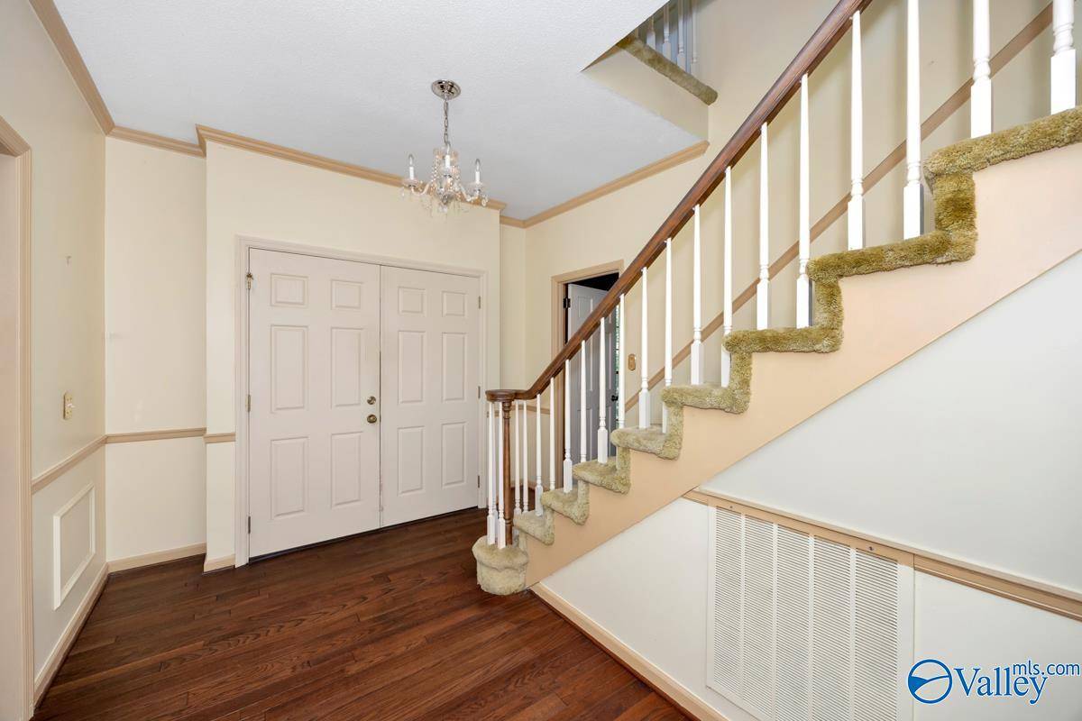 Huntsville, AL 35801,1812 Mountainbrook Drive SE