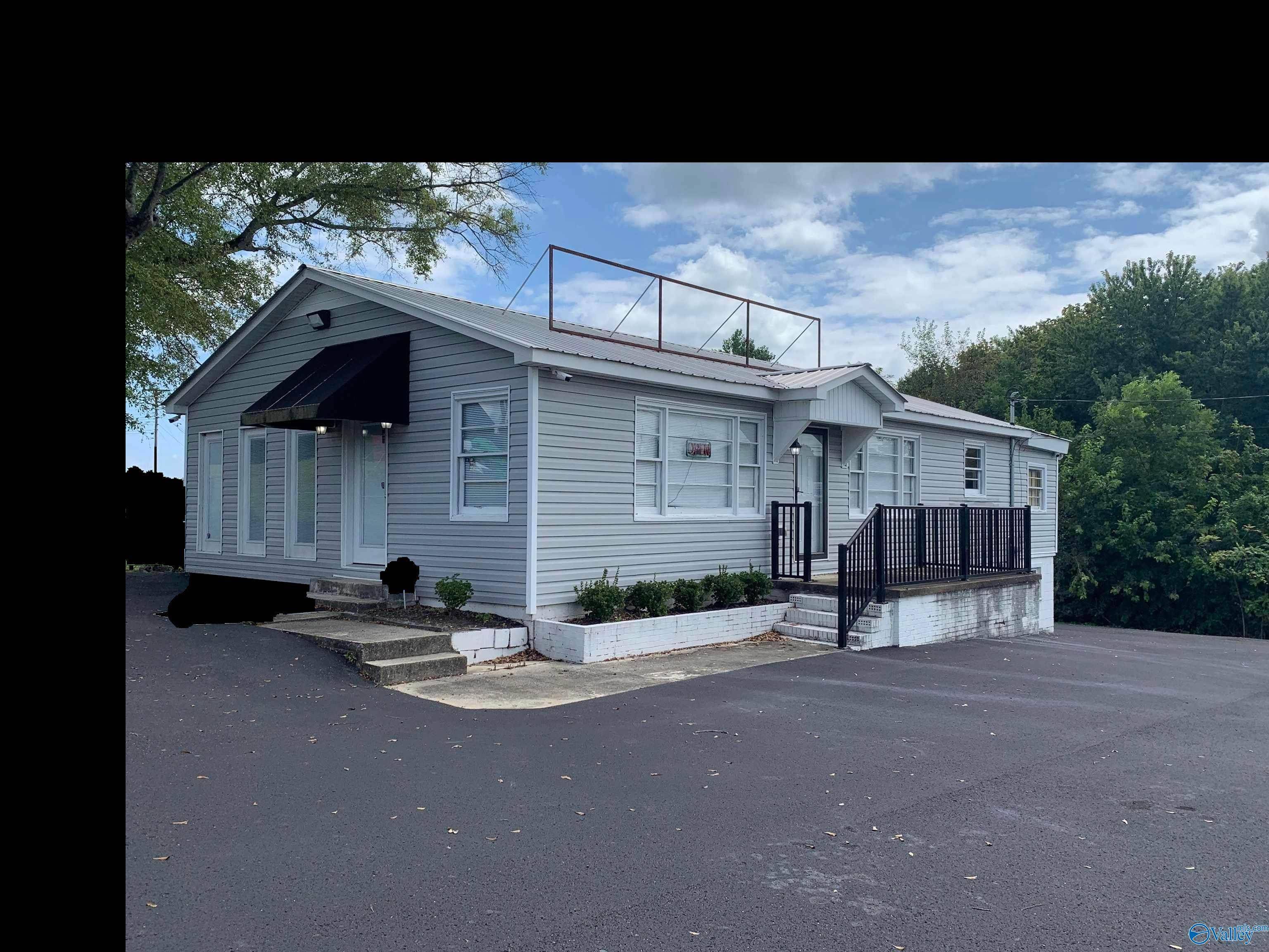 Albertville, AL 35950,6420 US Highway 431