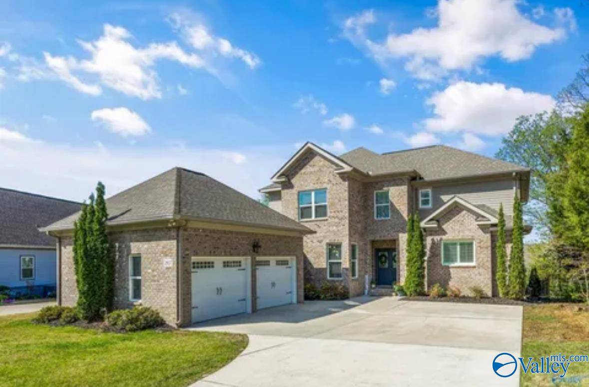 Huntsville, AL 35811,2807 Talon Circle