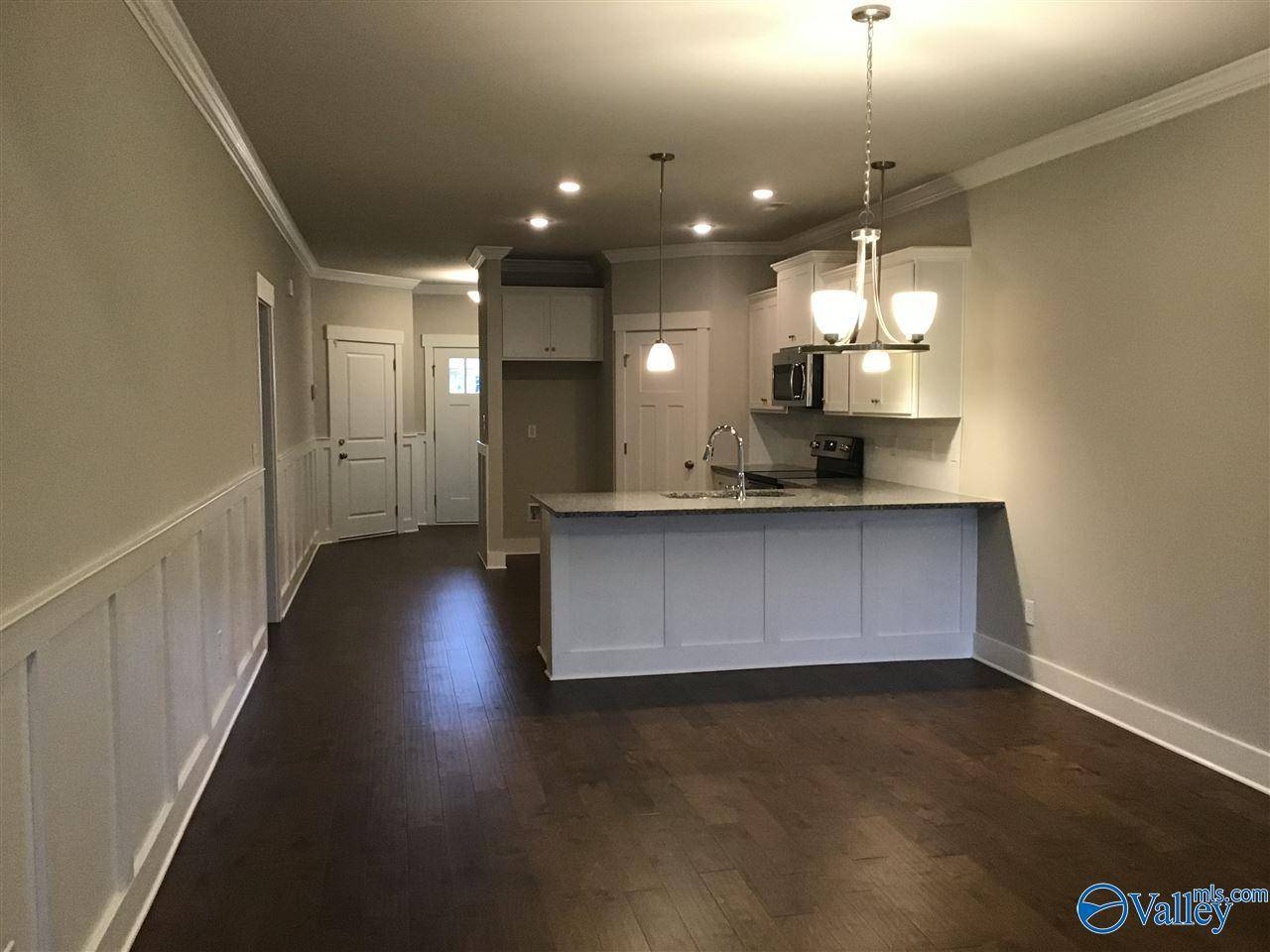 Huntsville, AL 35824,700 SW Rivulet Drive