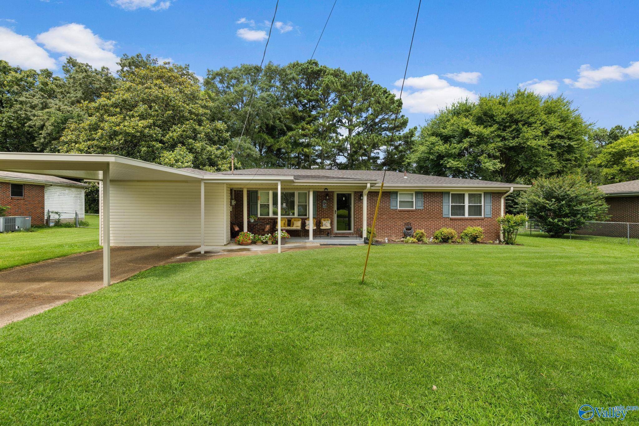 Killen, AL 35645,1249 Maple Street