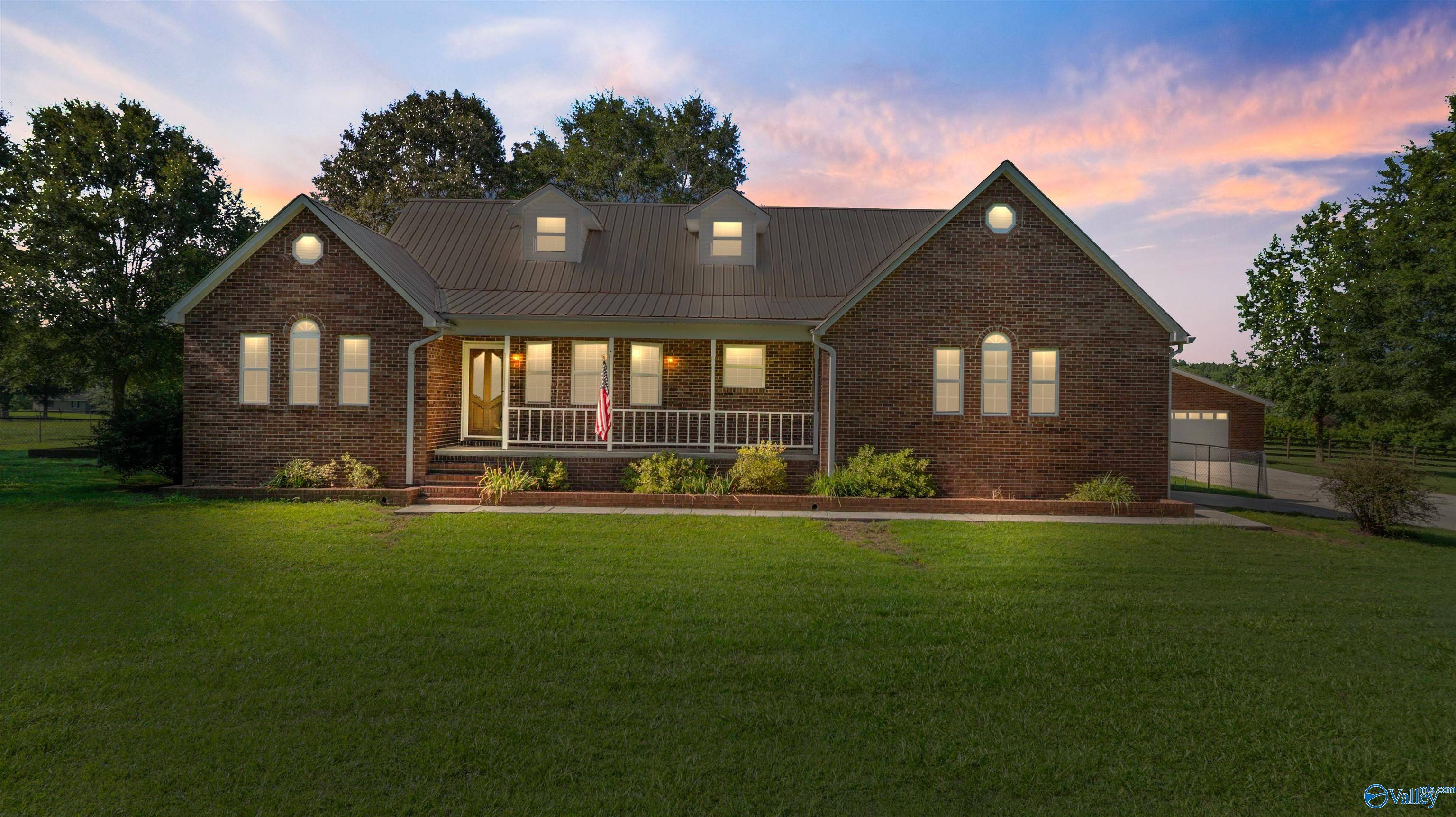 Boaz, AL 35956,4636 Sardis Road
