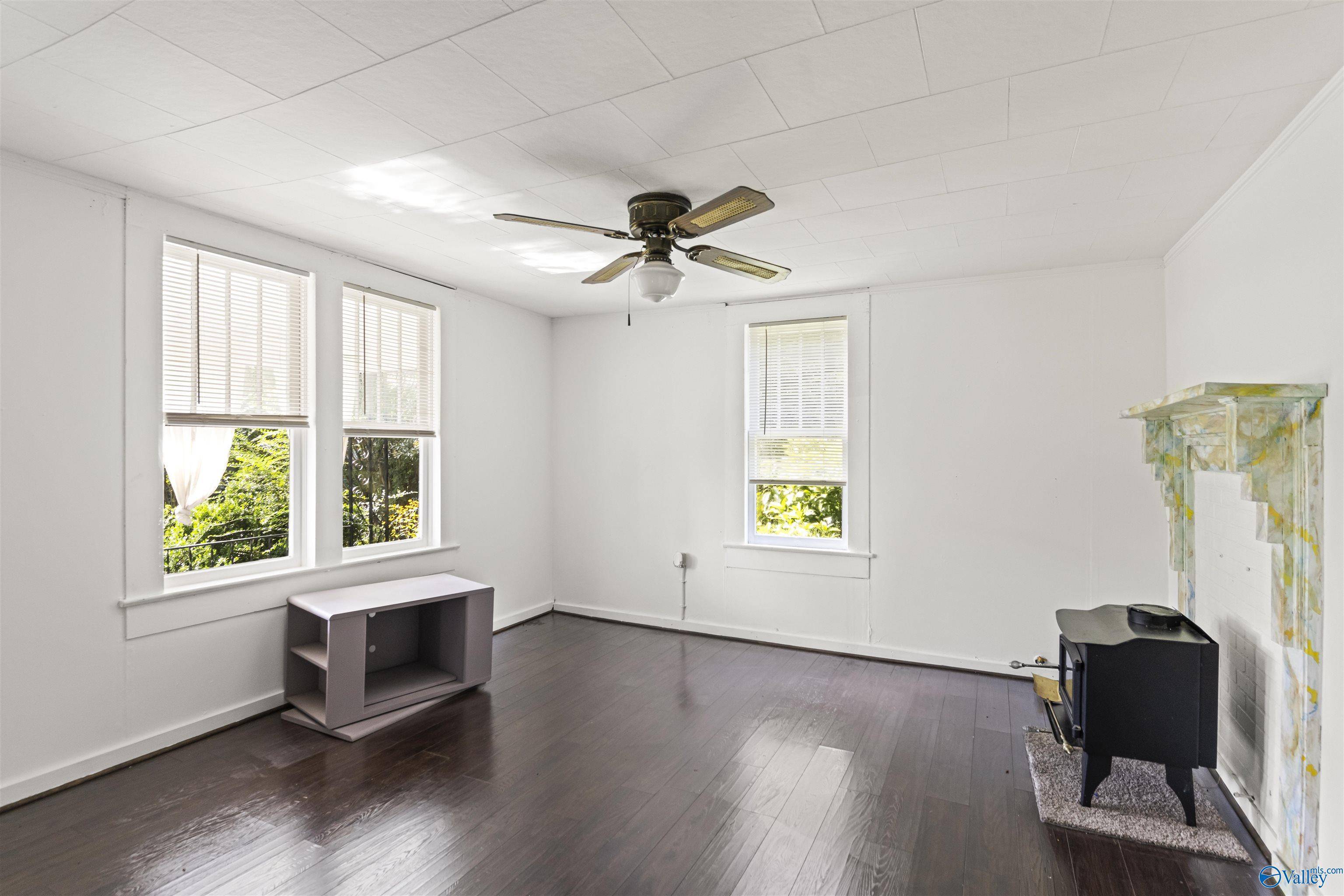 Hanceville, AL 35077,202 Alabama Avenue NE