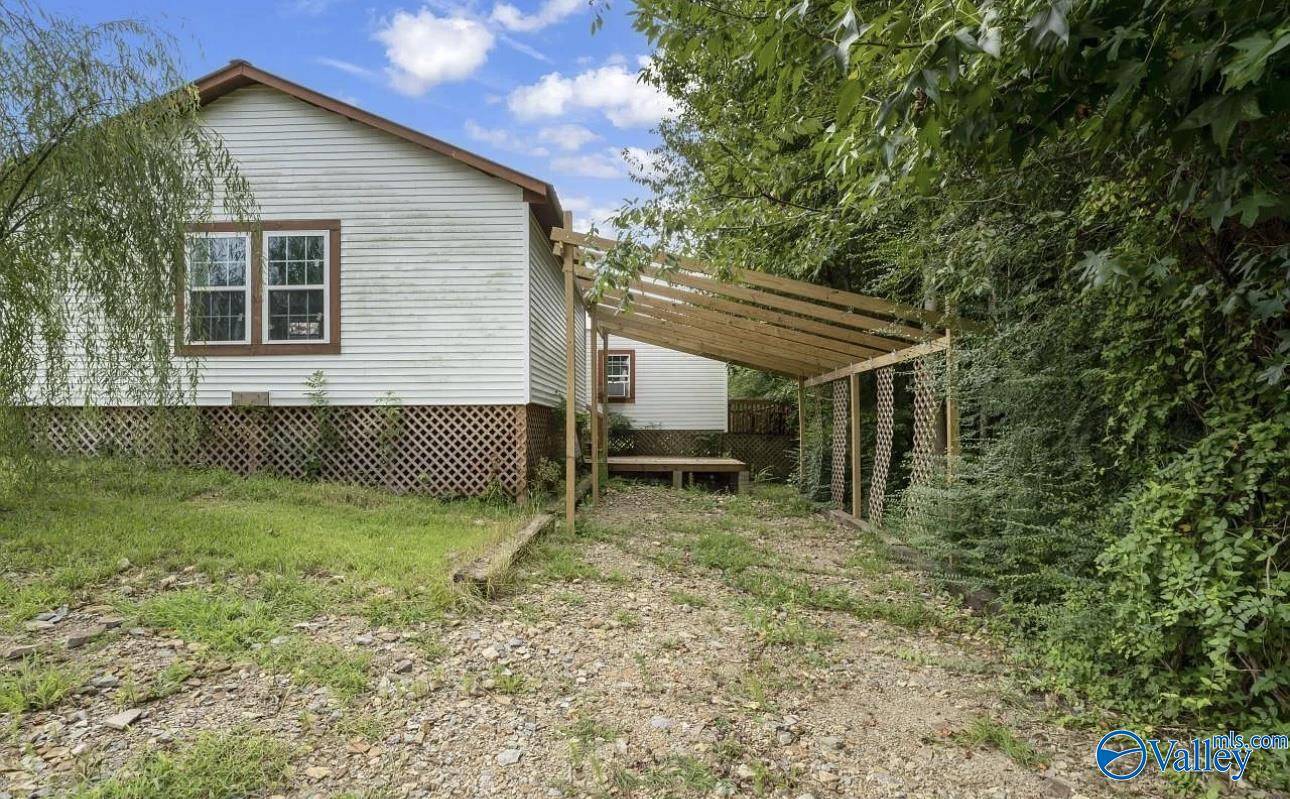 Oneonta, AL 35121,76 Patterson Lane