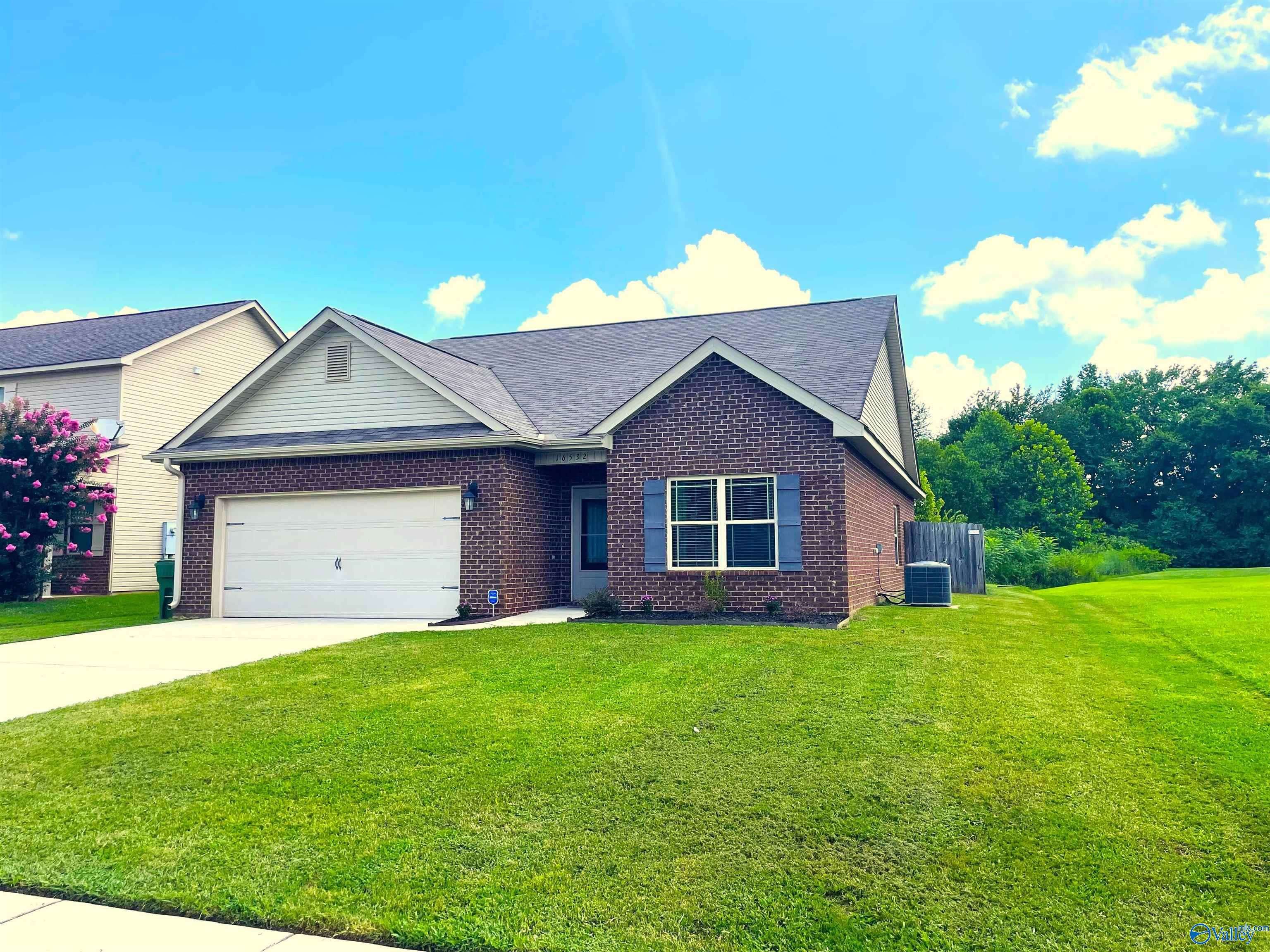 Harvest, AL 35749,16532 Camberwell Drive