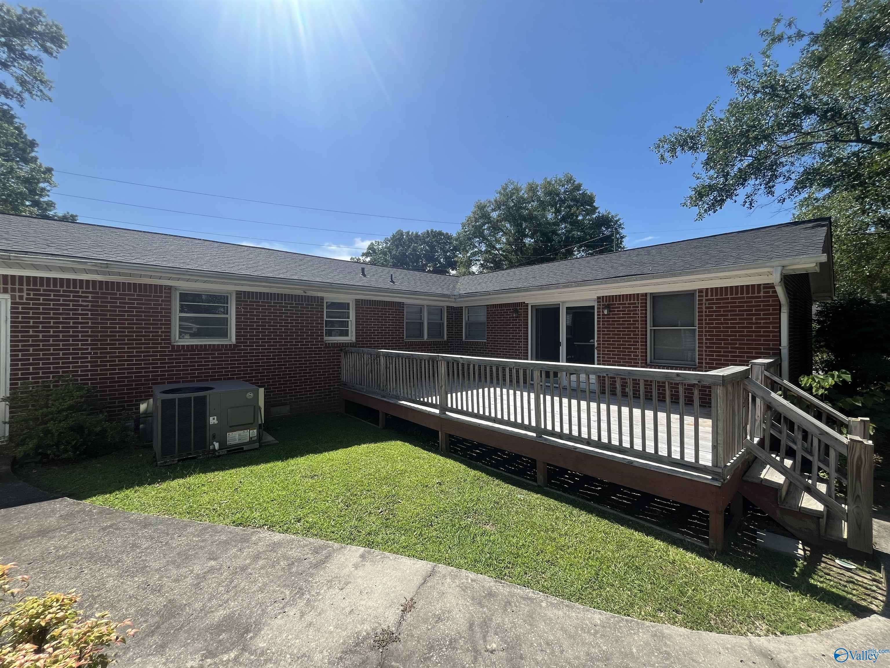 Hartselle, AL 35640,1800 Smith Street SW