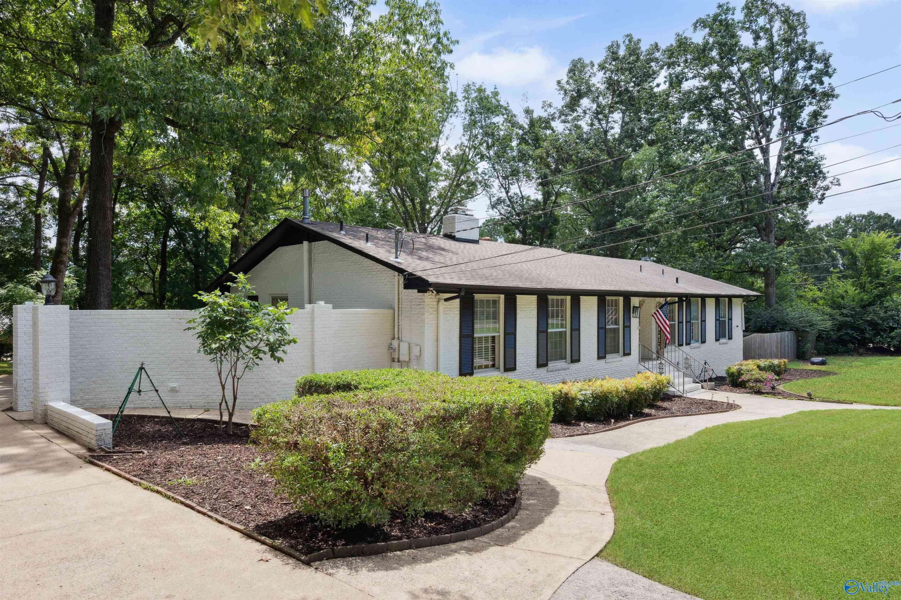 Huntsville, AL 35802,7119 Jones Valley Drive SE