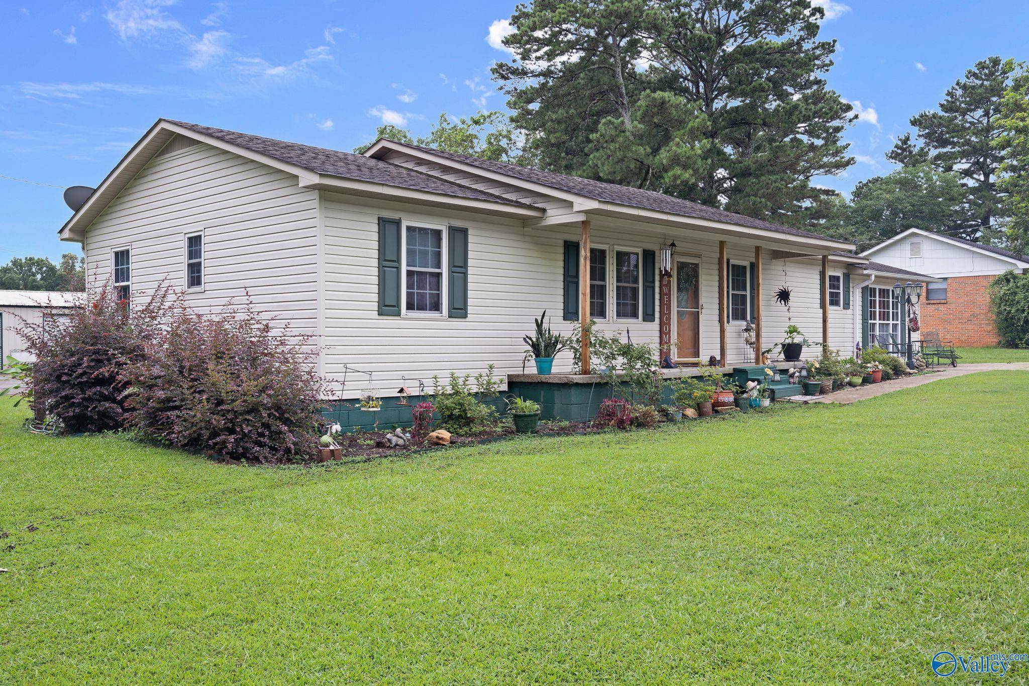Hartselle, AL 35640,2272 Hillview Street NW