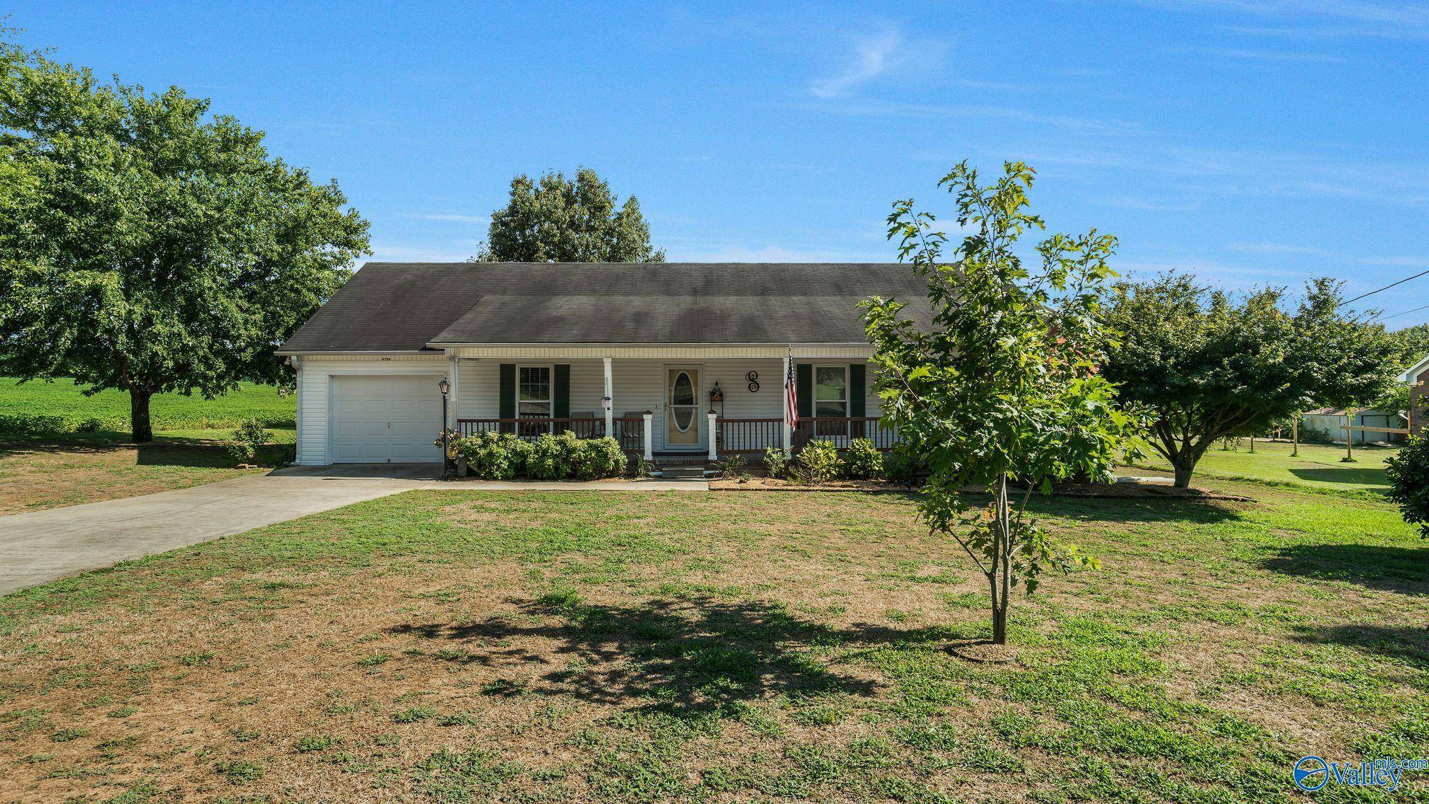 Athens, AL 35611,9736 Holt Springer Road
