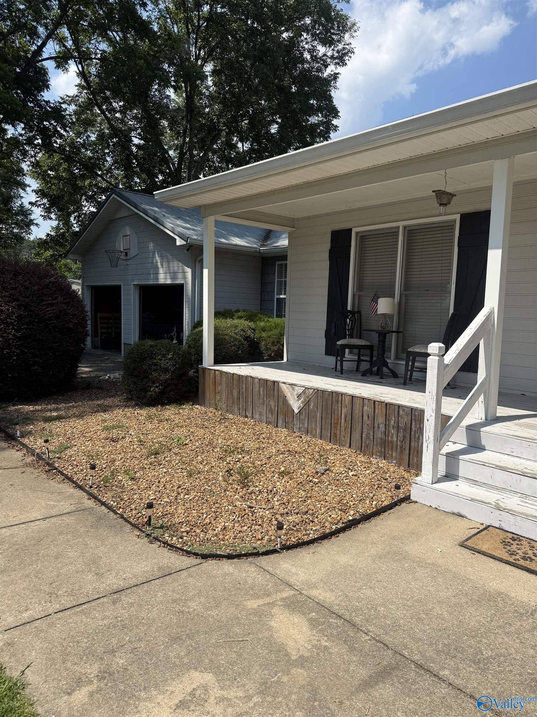 Centre, AL 35960,250 County Road 112