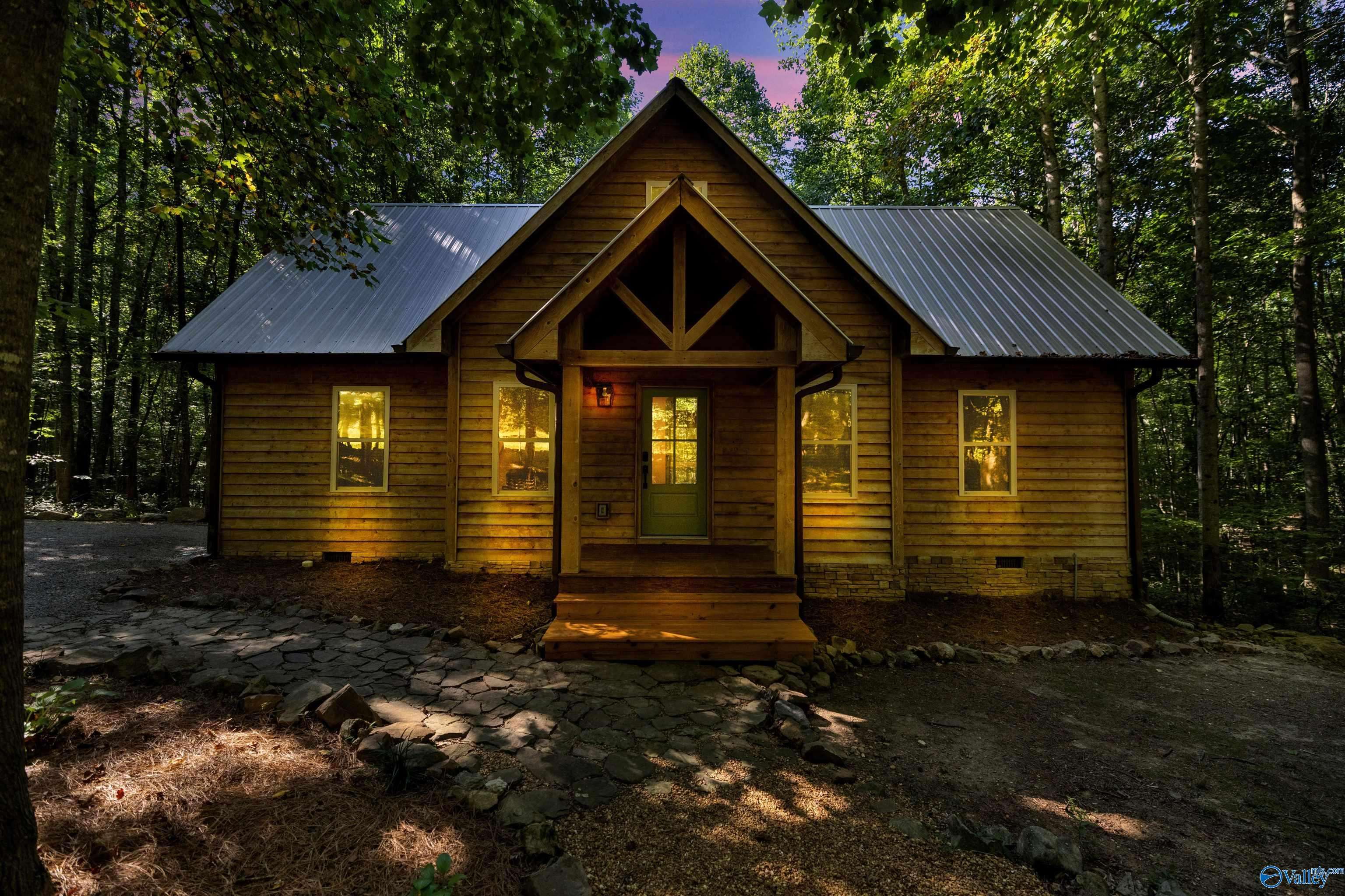 Fort Payne, AL 35967,2361 County Road 166