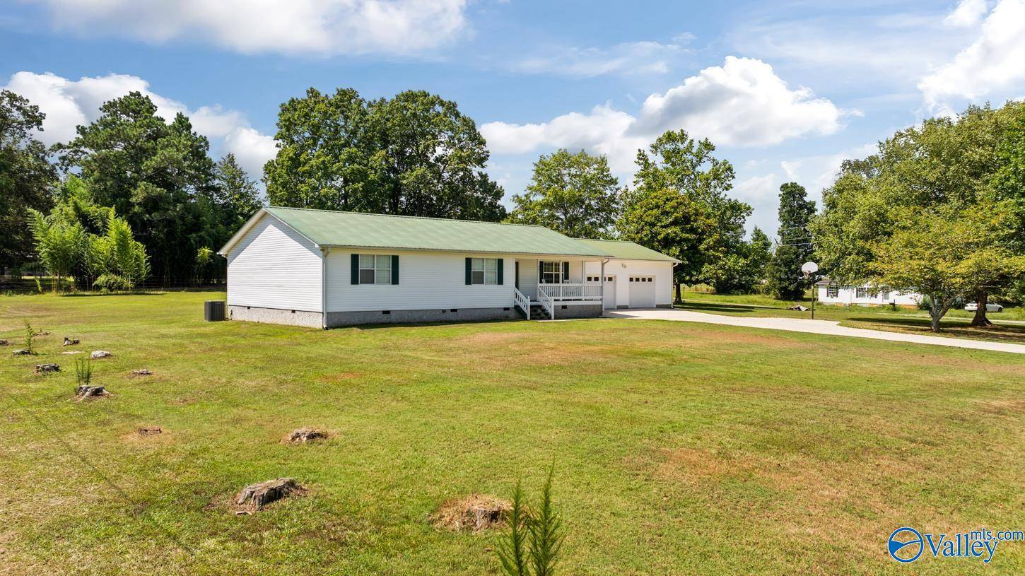 Sylvania, AL 35988,581 4th Street SW