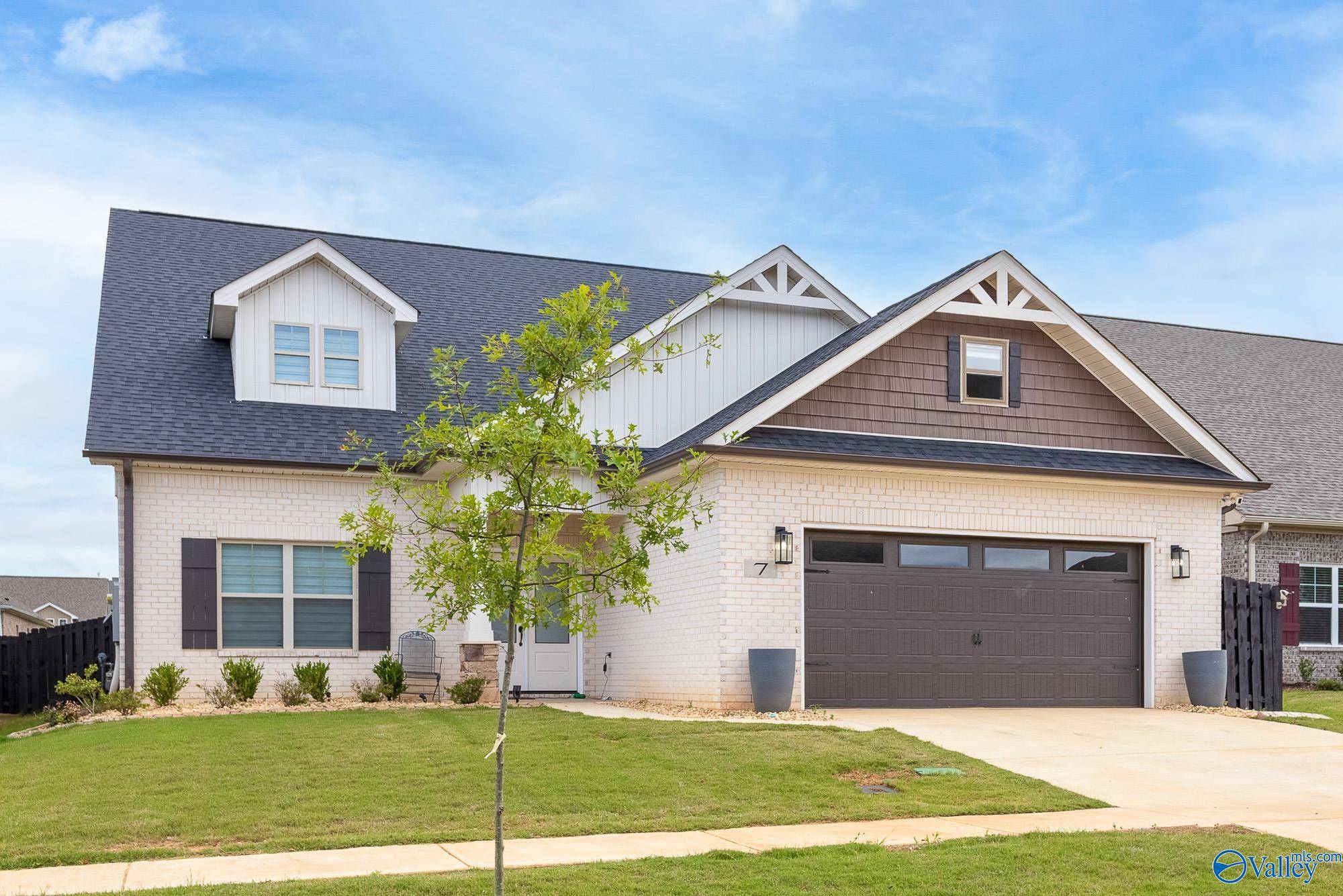 Madison, AL 35756,7 Ginsberg Road