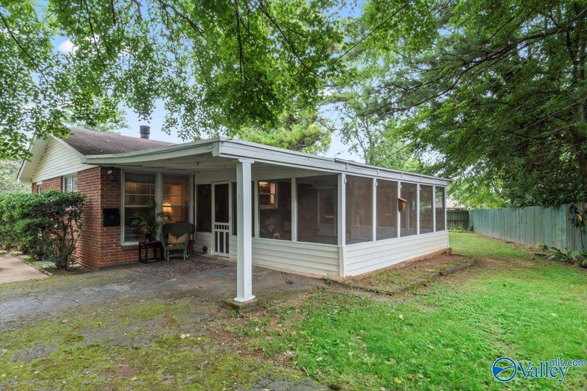 Huntsville, AL 35806,6418 Robinhood Lane