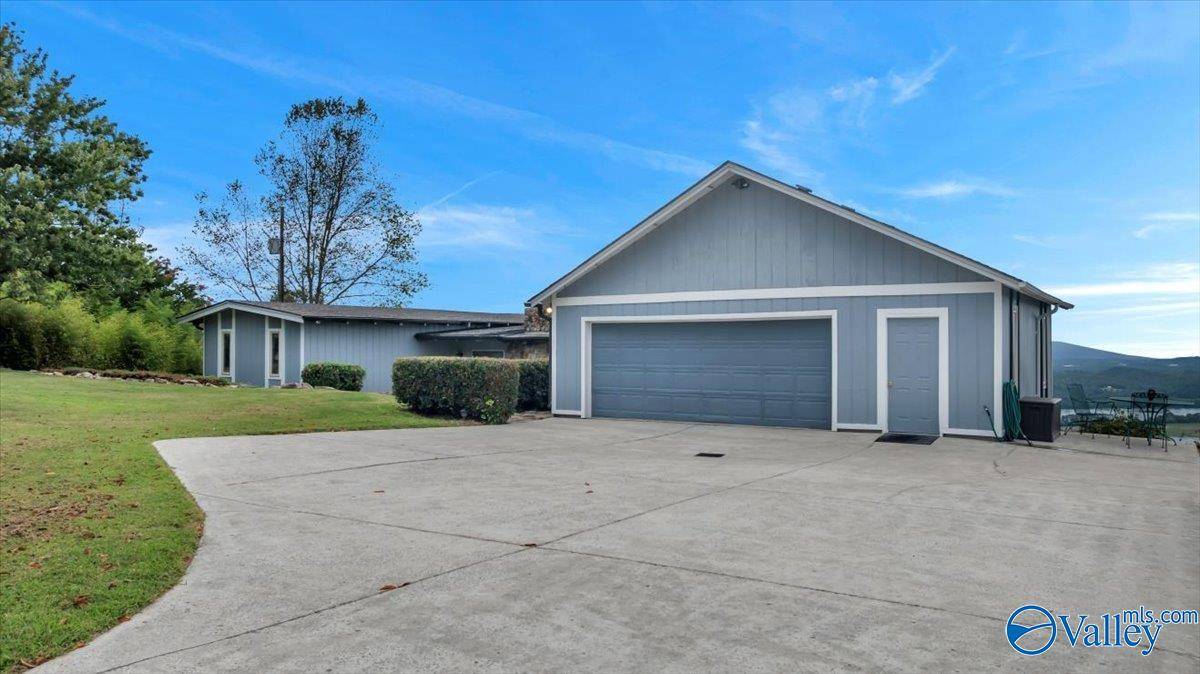 Dutton, AL 35744,616 County Road 224