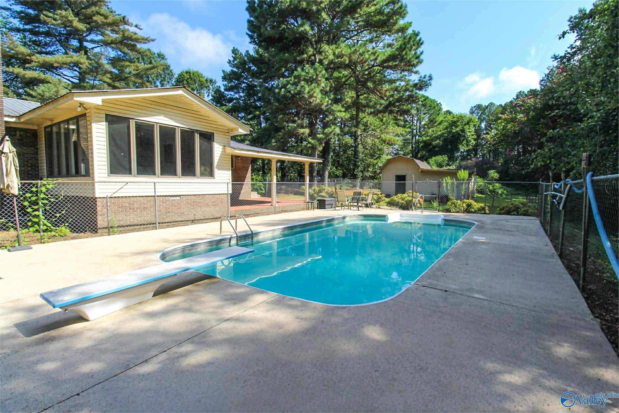 Dutton, AL 35744,2466 Highway 71