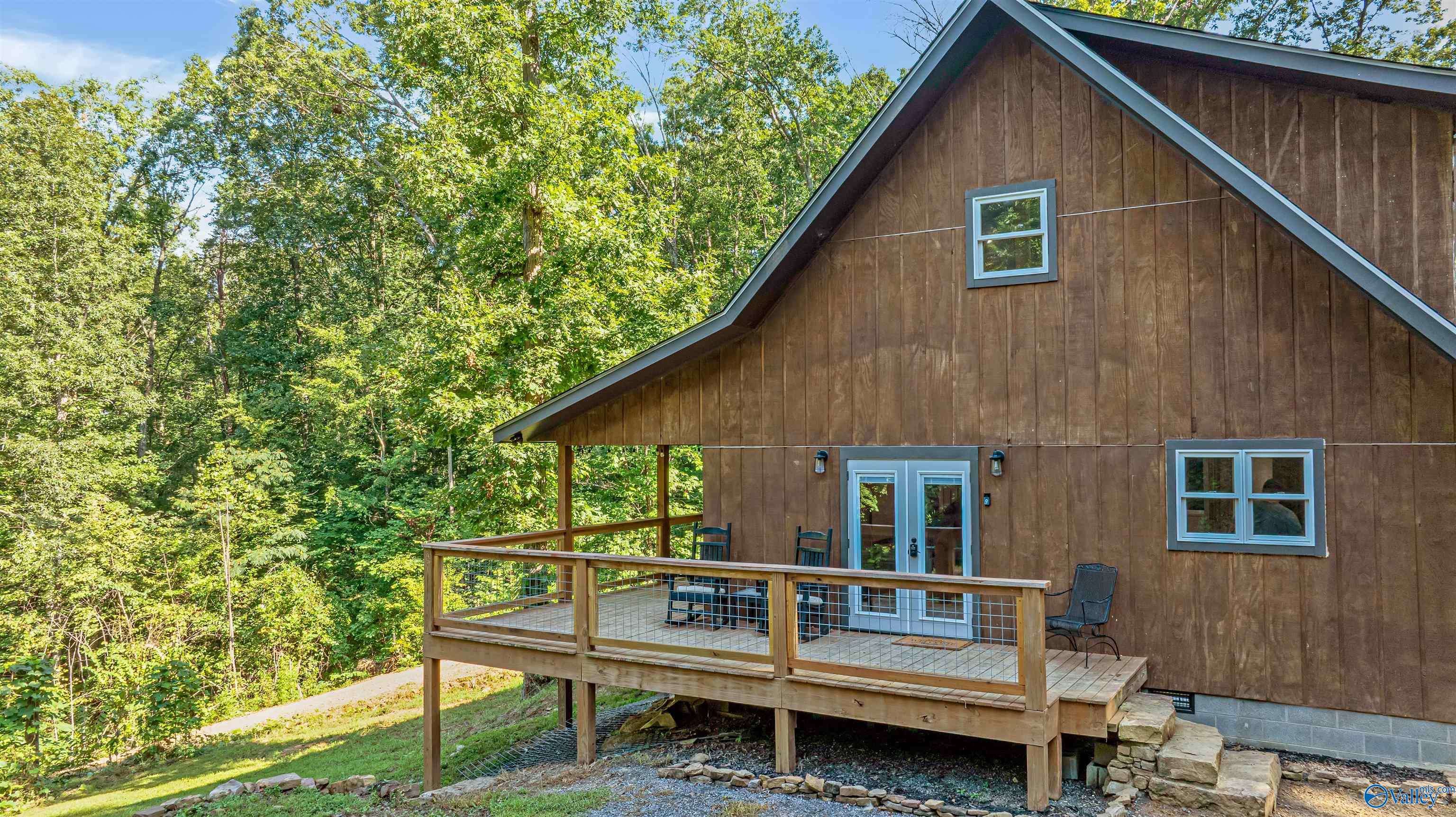 Valley Head, AL 35989,469 Hammond Street