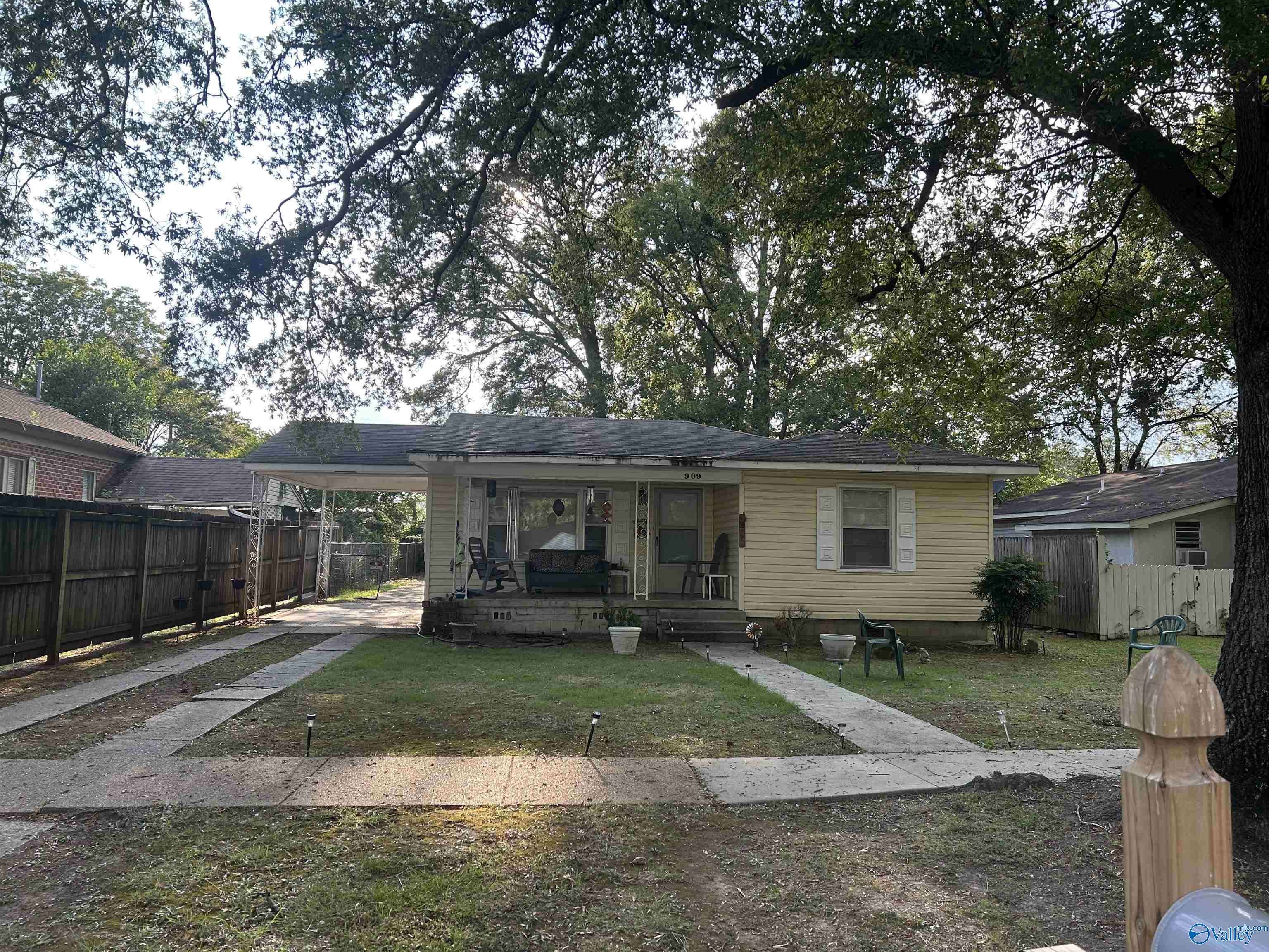 Decatur, AL 35601,909 7th Avenue SE