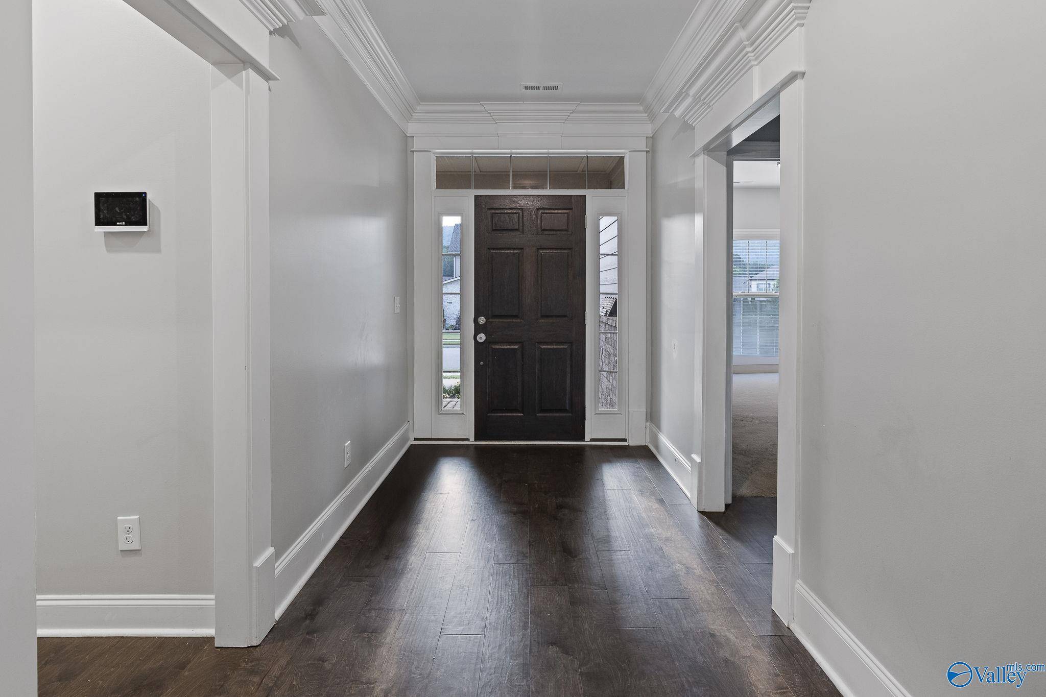 Owens Cross Roads, AL 35763,9101 Wagon Pass Way SE