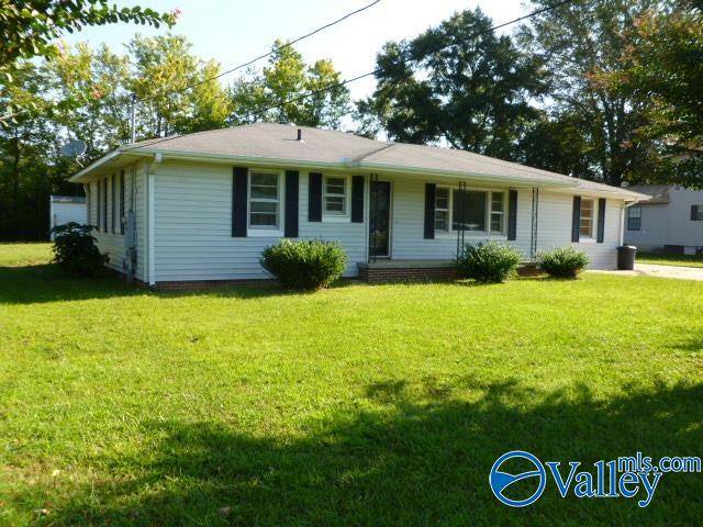 Guntersville, AL 35976,6608 Cannon Avenue