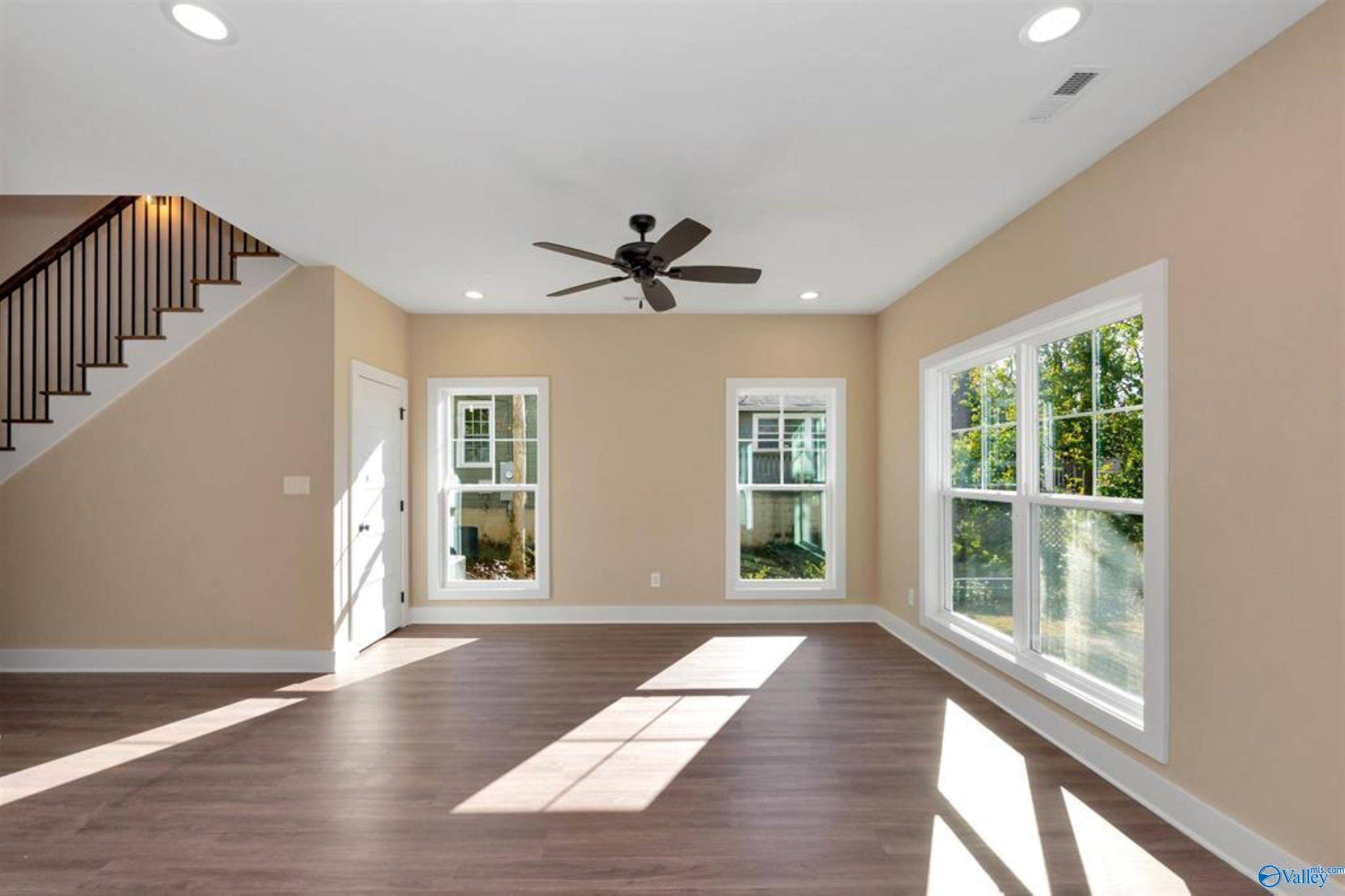 Huntsville, AL 35801,2700 Woodview Drive #B