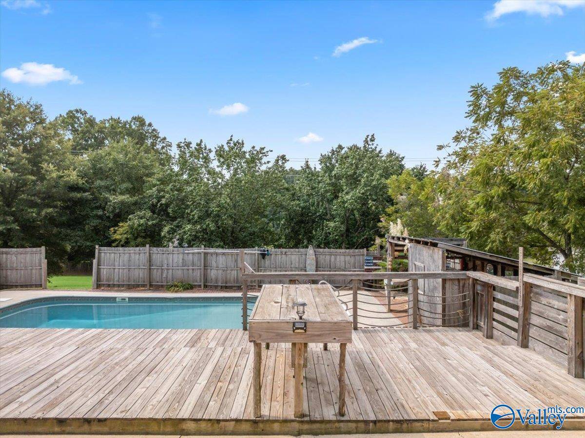 Guntersville, AL 35976,3104 Oakwood Drive