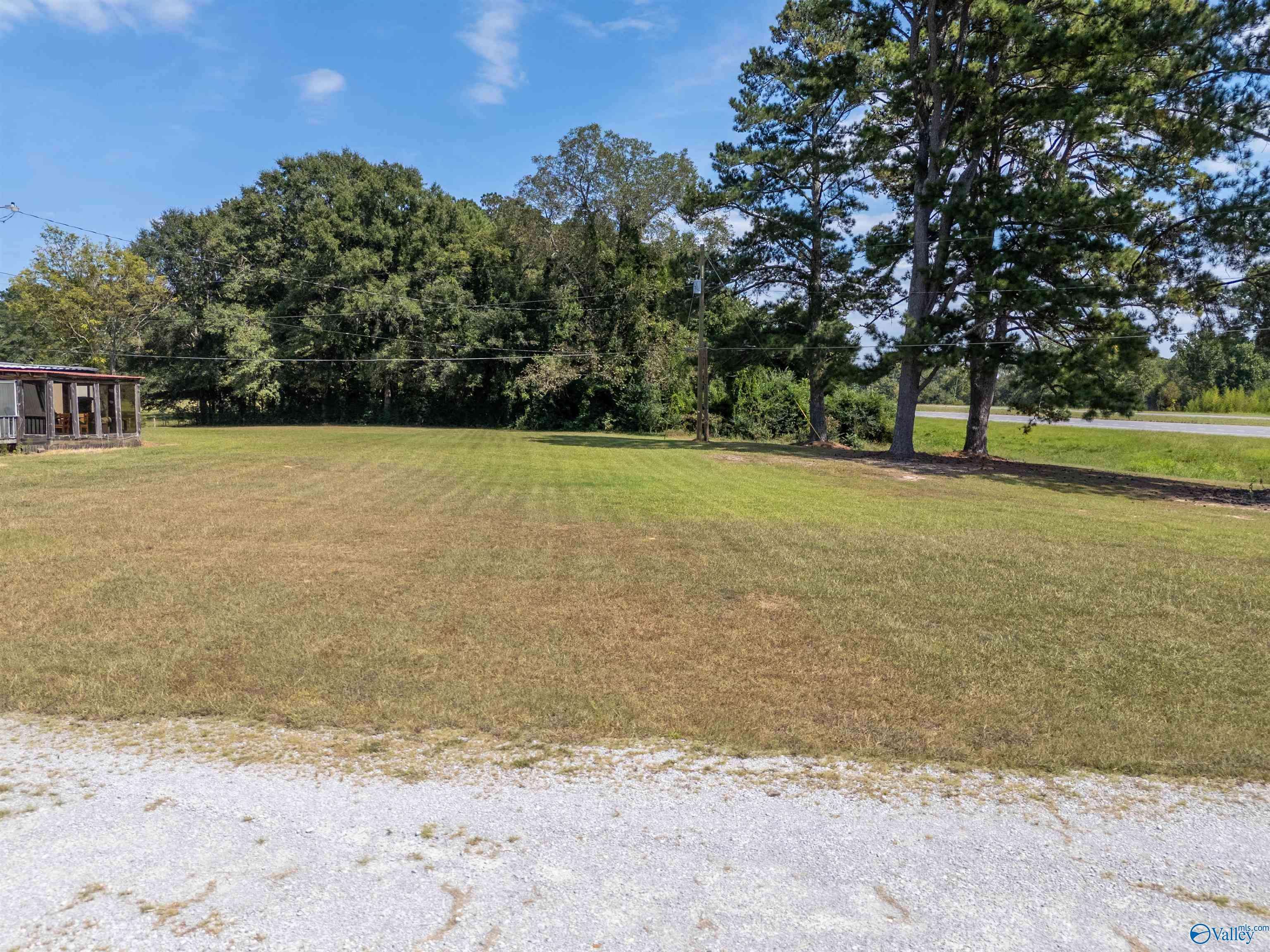 Gadsden, AL 35903,4196 Oak Street