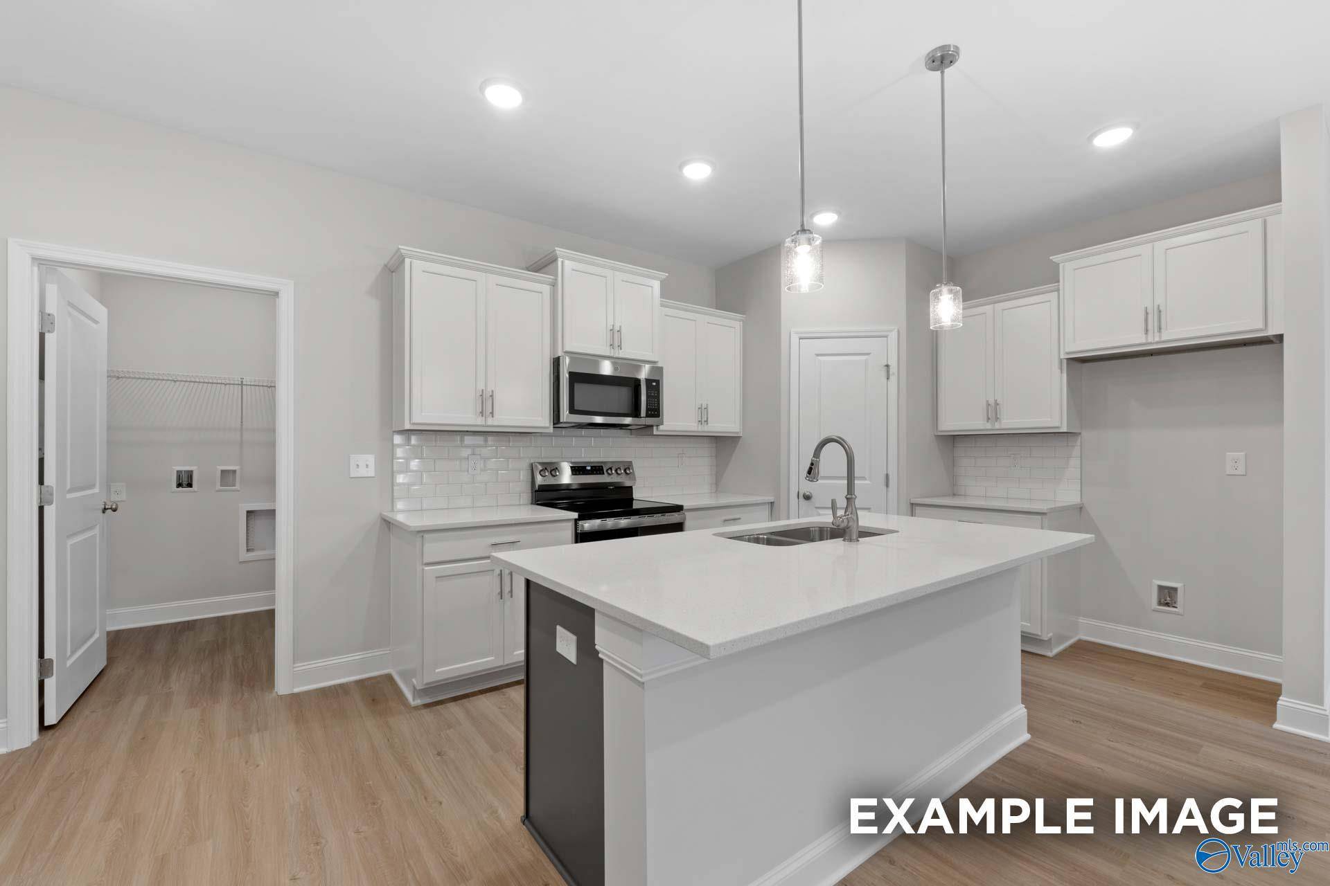 Hartselle, AL 35640,431 Lando Cain Road SE