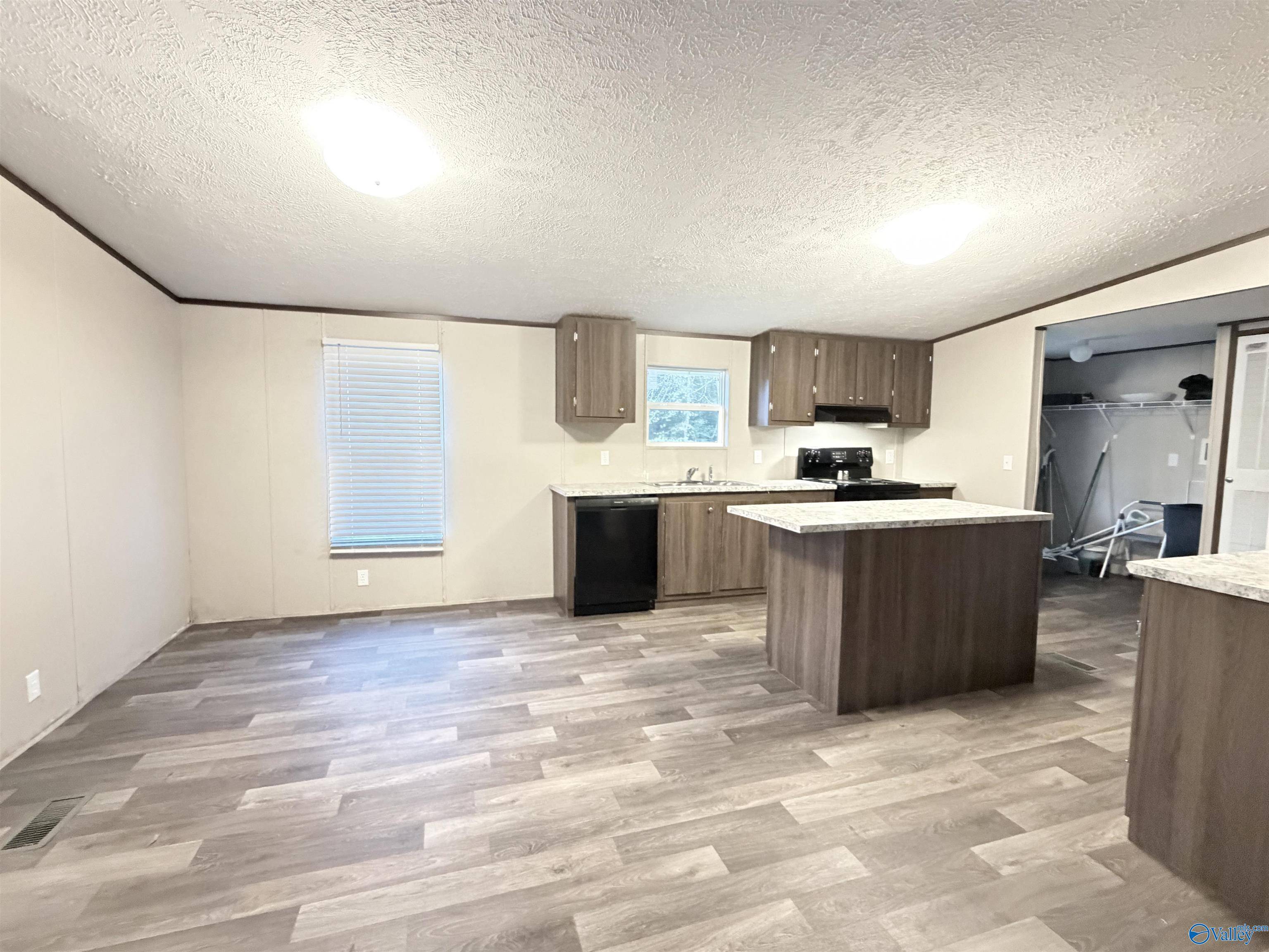 Grant, AL 35747,518 Old Union Road