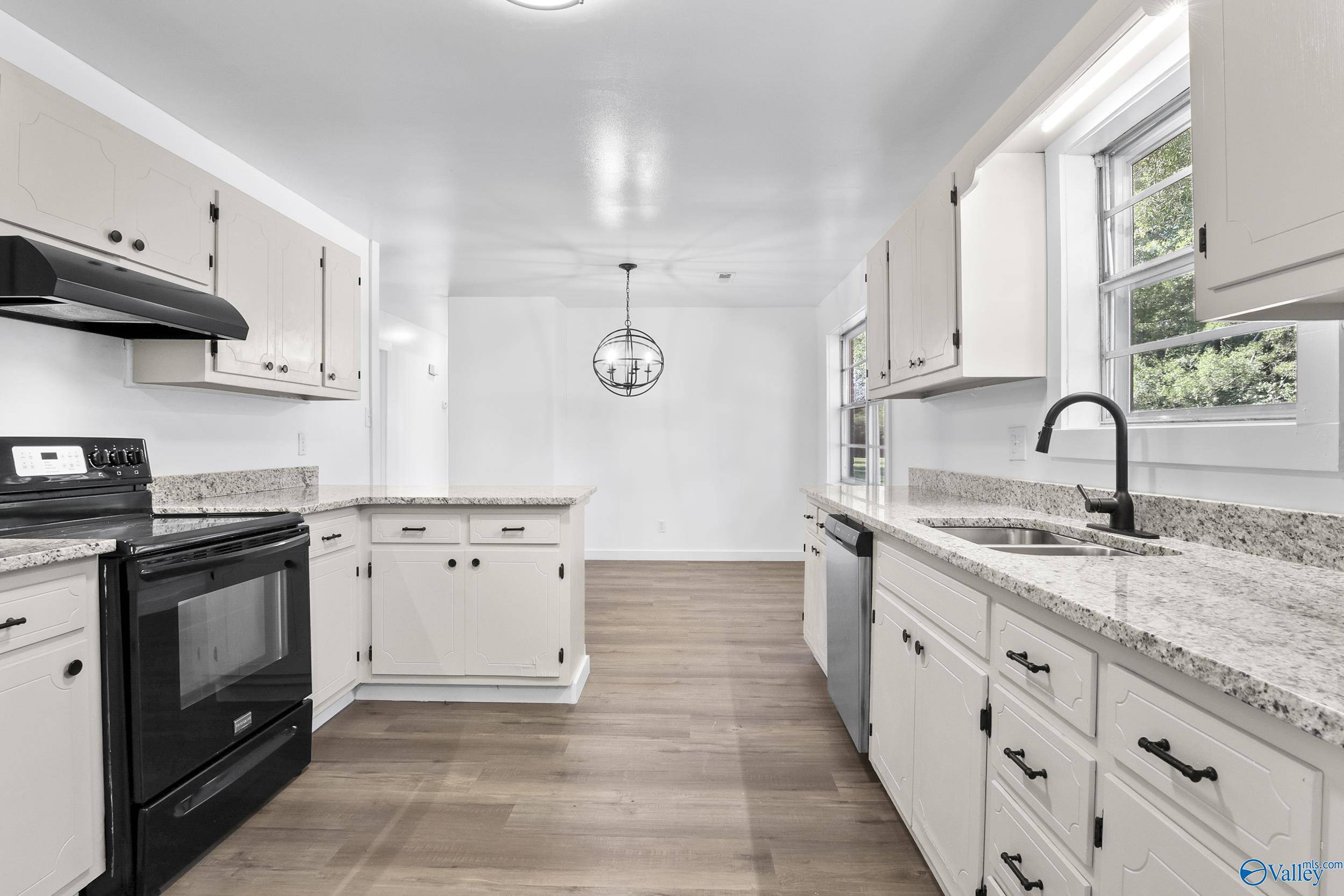 Decatur, AL 35601,1101 Terrehaute Avenue