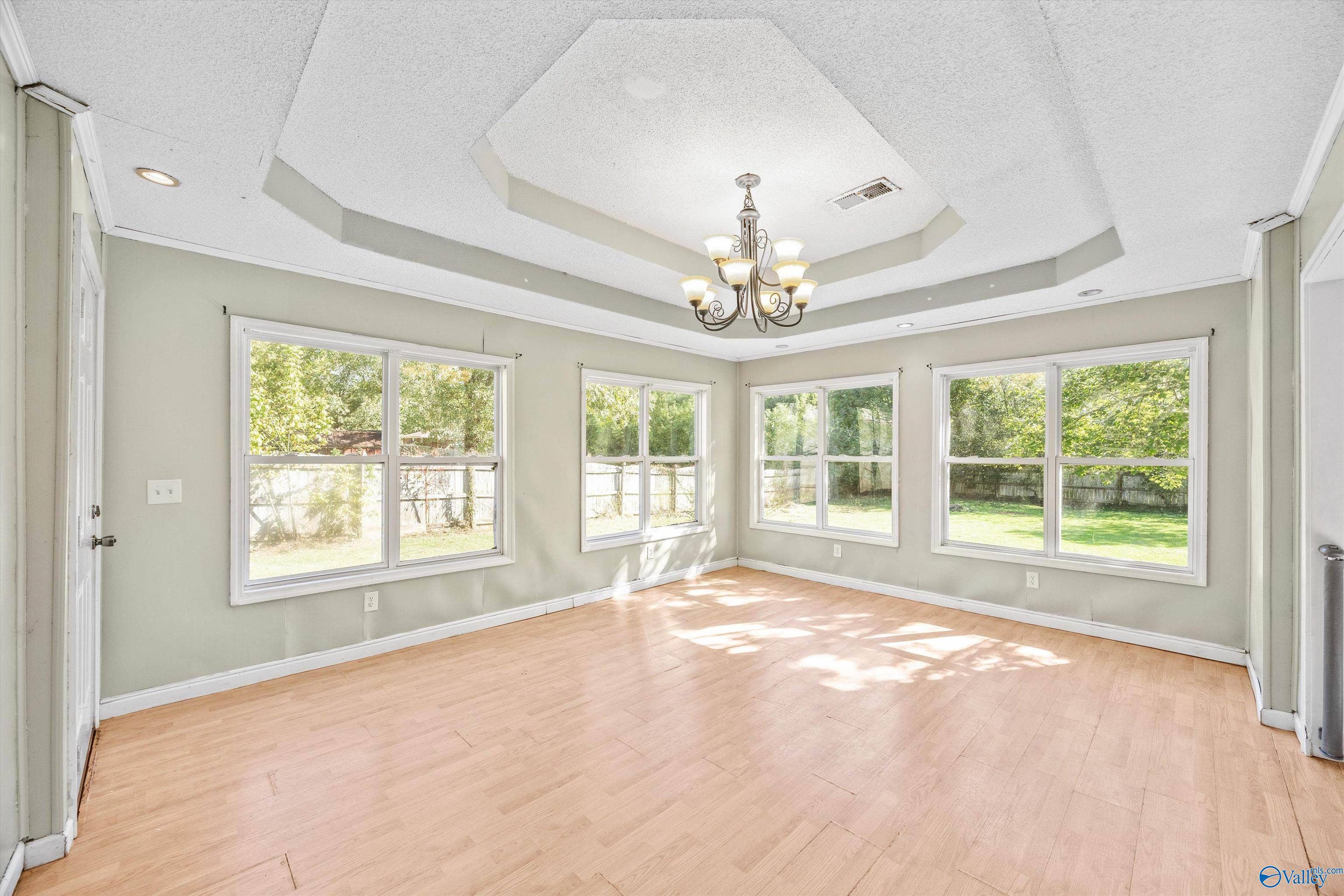 Hartselle, AL 35640,1806 Tunsel Road SW