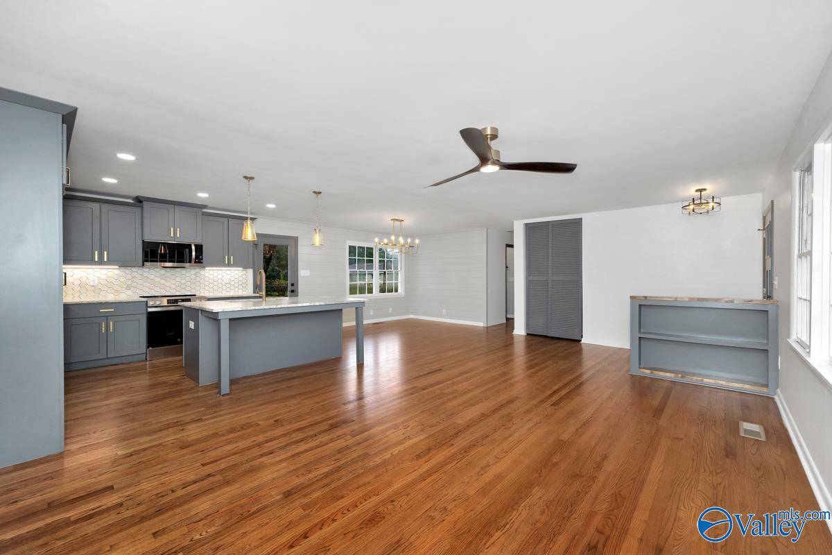 Huntsville, AL 35810,2202 Viscount Drive NW