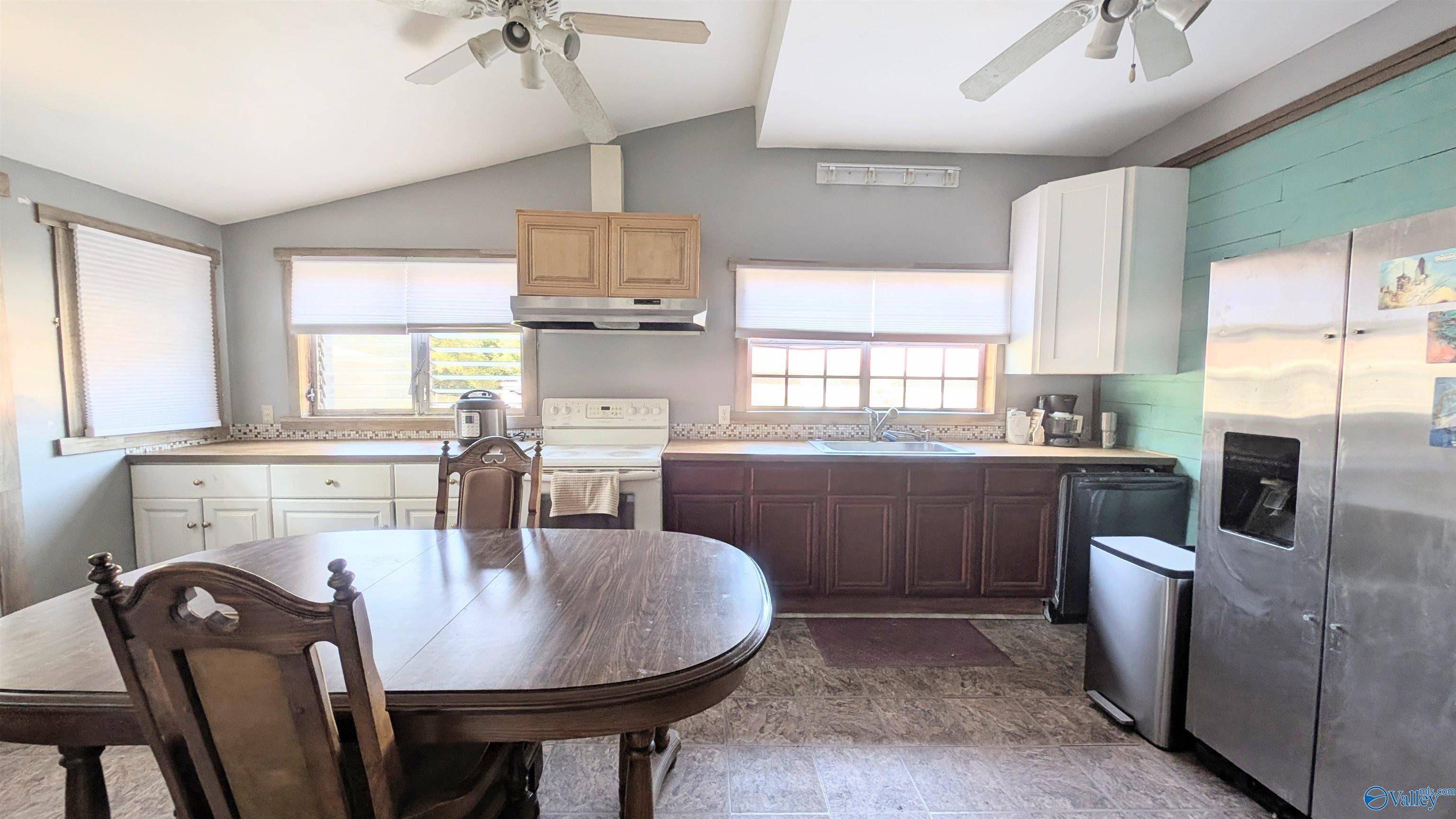 Gadsden, AL 35903,301 Davis Street